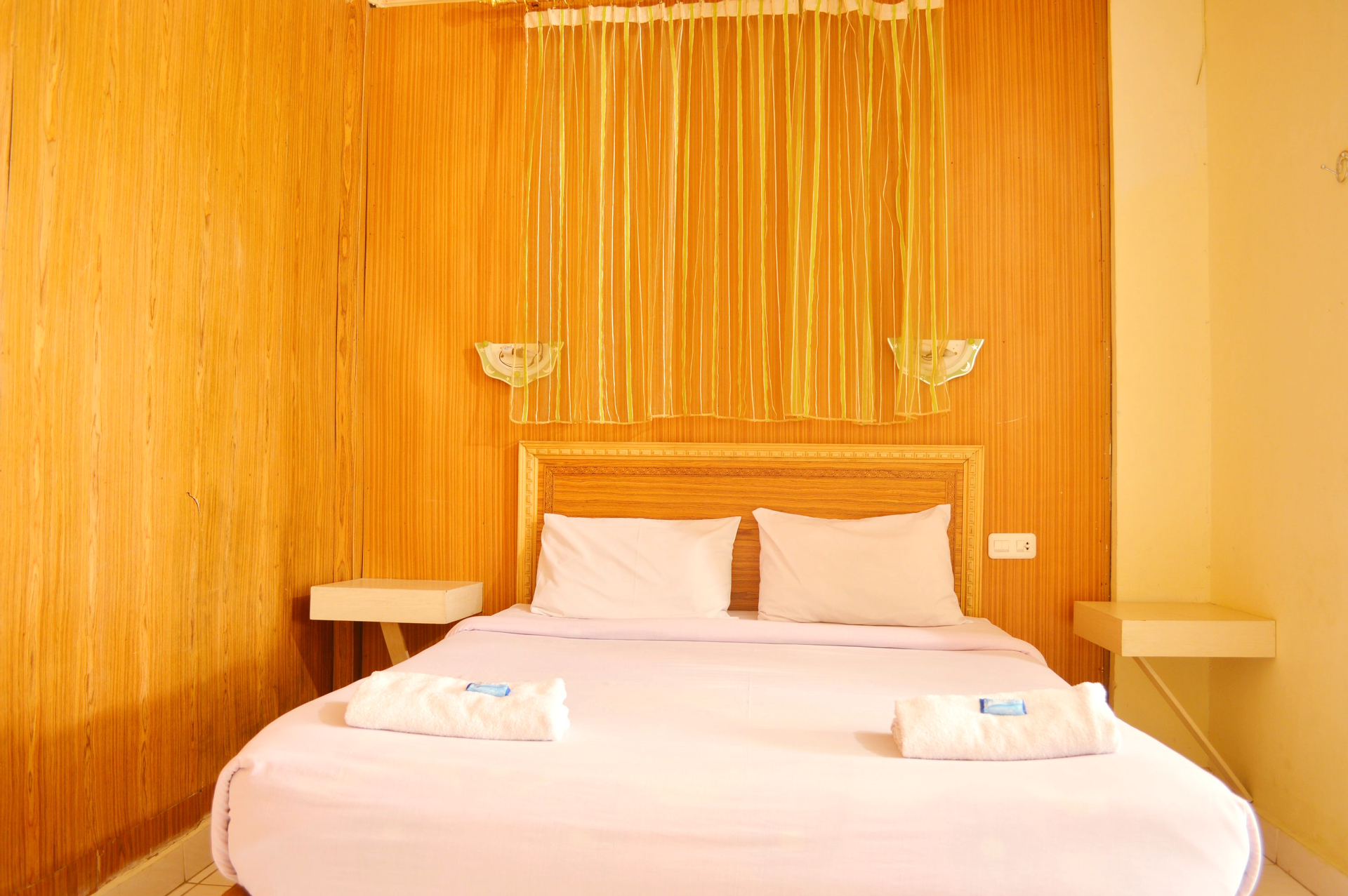 Bedroom 4, Yuriko Hotel, Bukittinggi