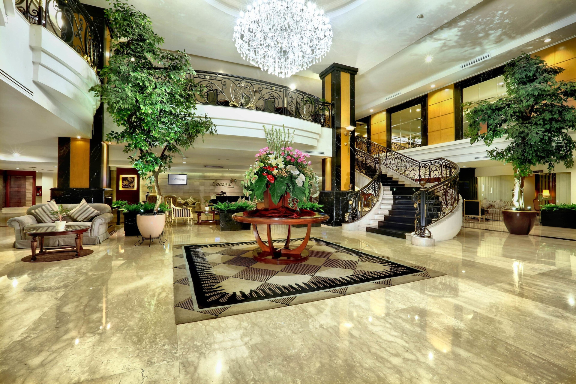 Others 2, ASTON Tropicana, Bandung