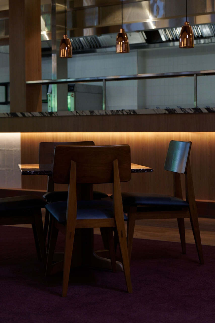 Food & Drinks 4, Statesman Hotel, Curtin