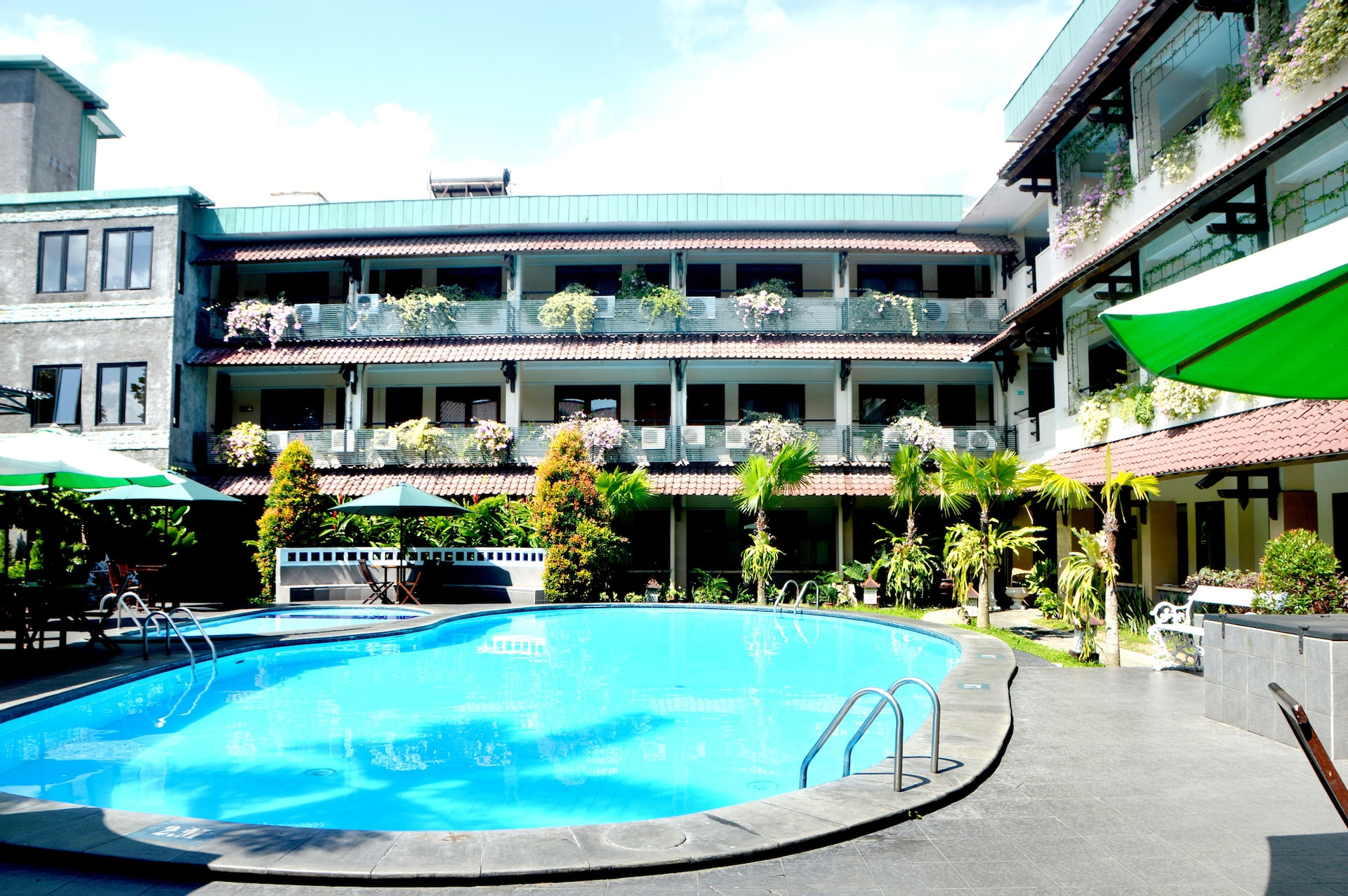 Exterior & Views 2, Cakra Kembang Hotel, Yogyakarta
