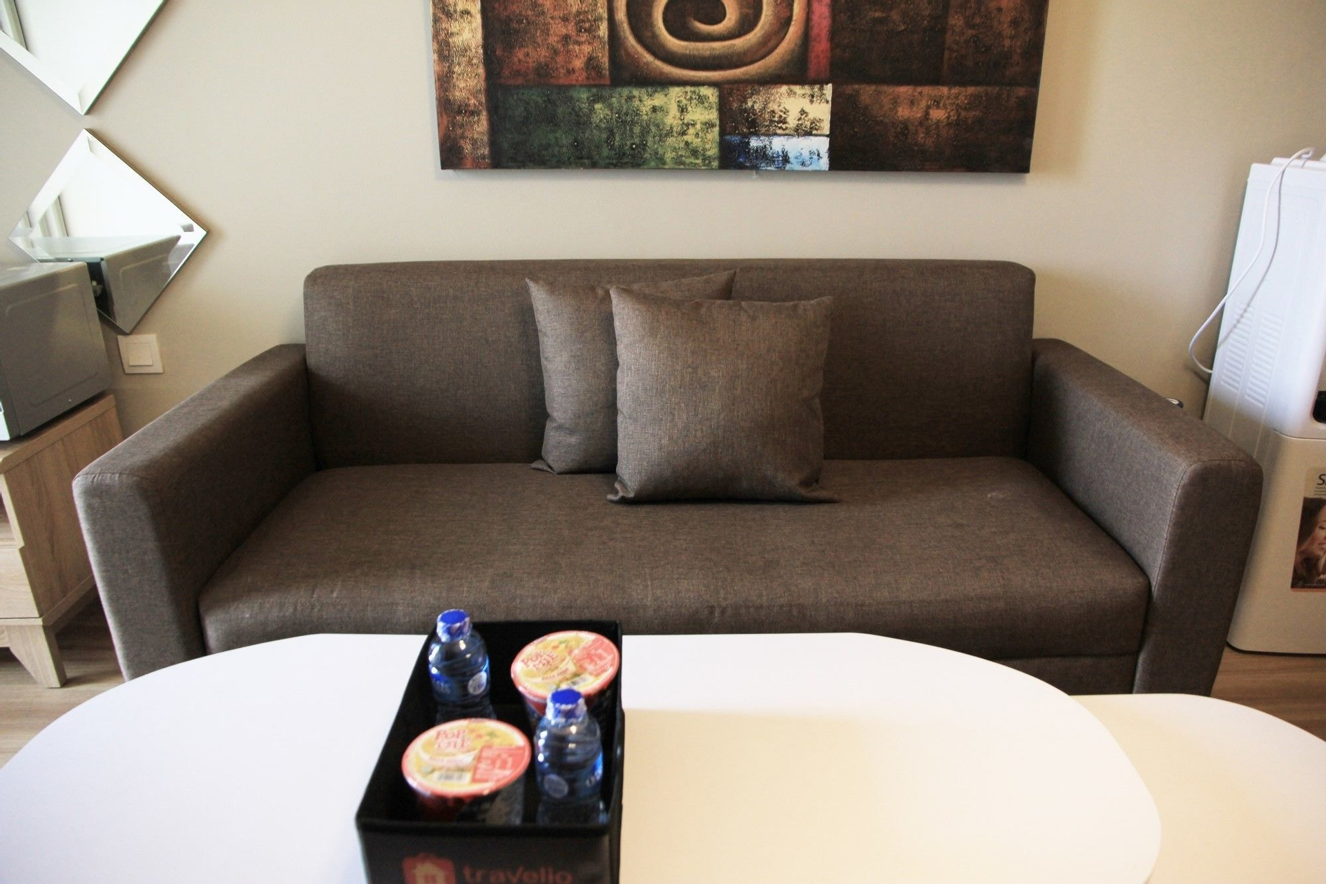 Others 4, Deluxe and Comfortable The Springlake Summarecon Apartment, Bekasi