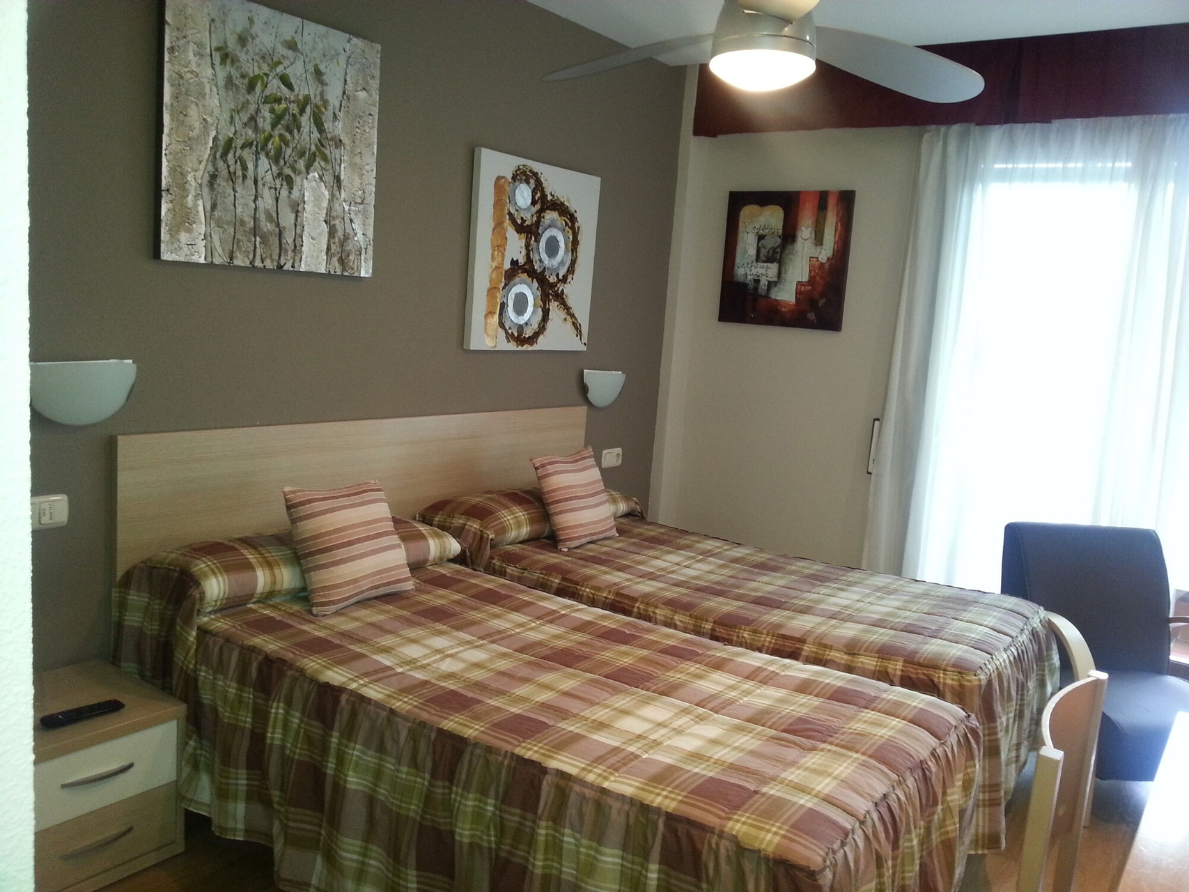 Bedroom 2, Meson del Barro Hotel, Navarra