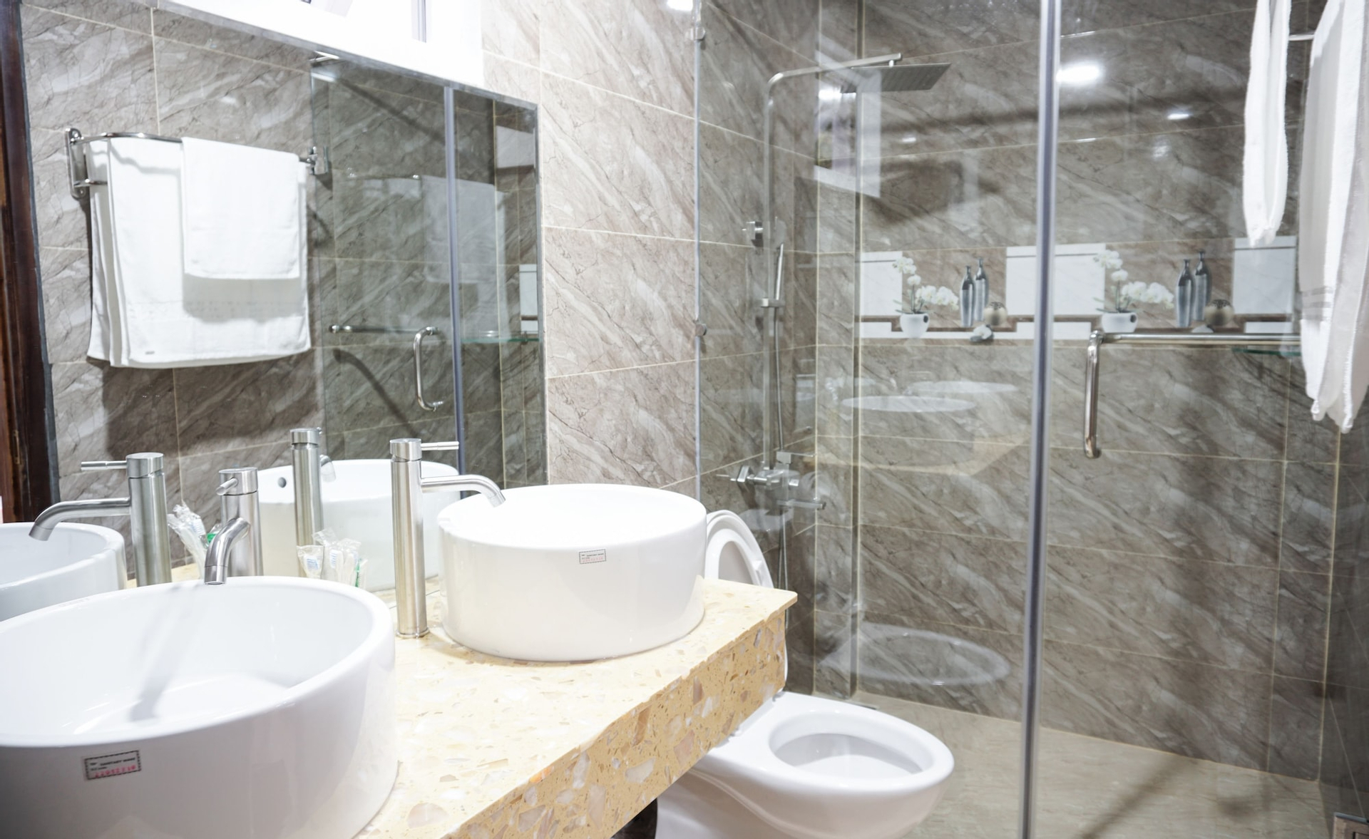 Hung Long Hostel, Huế