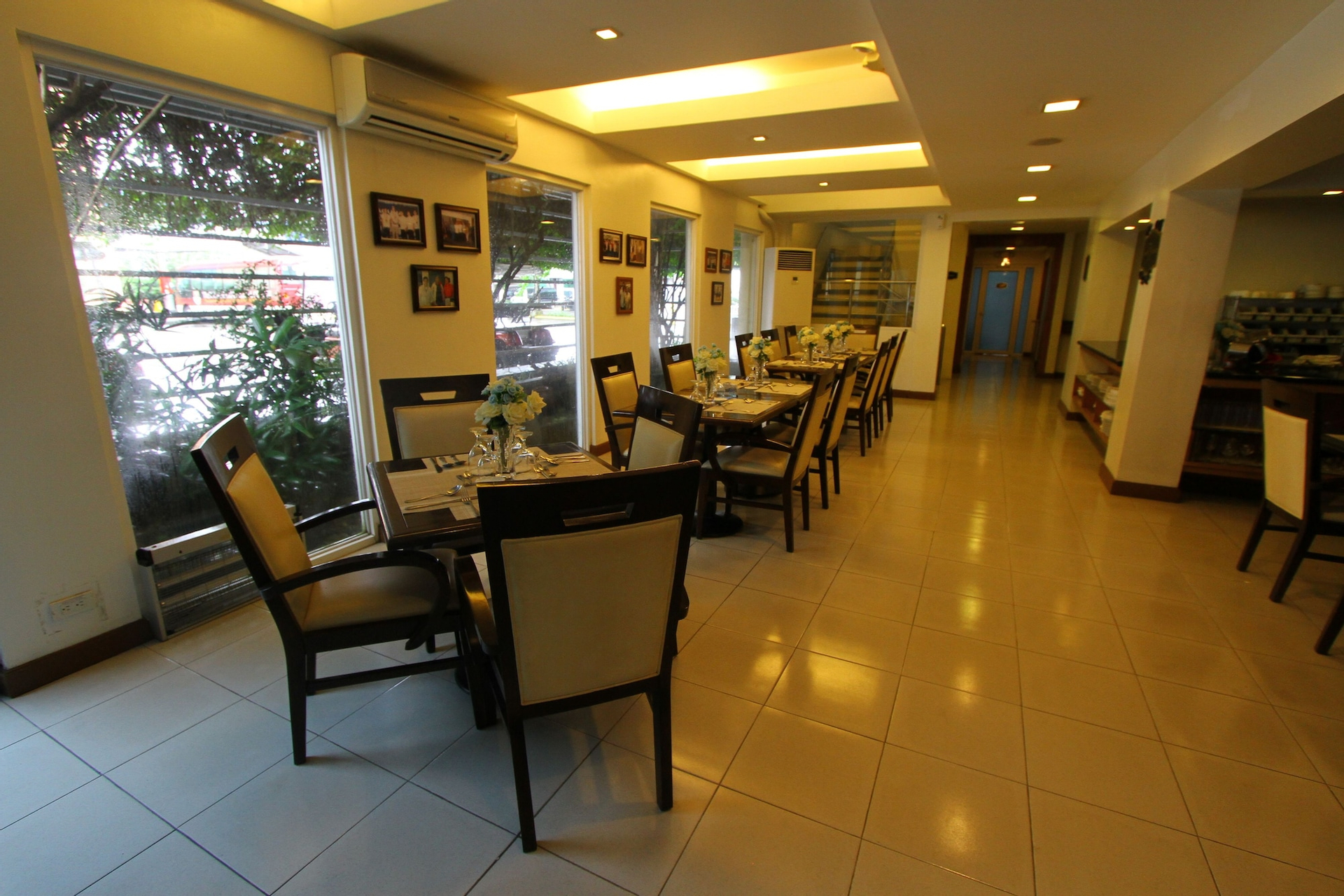Food & Drinks 4, TRACE Suites, Los Baños