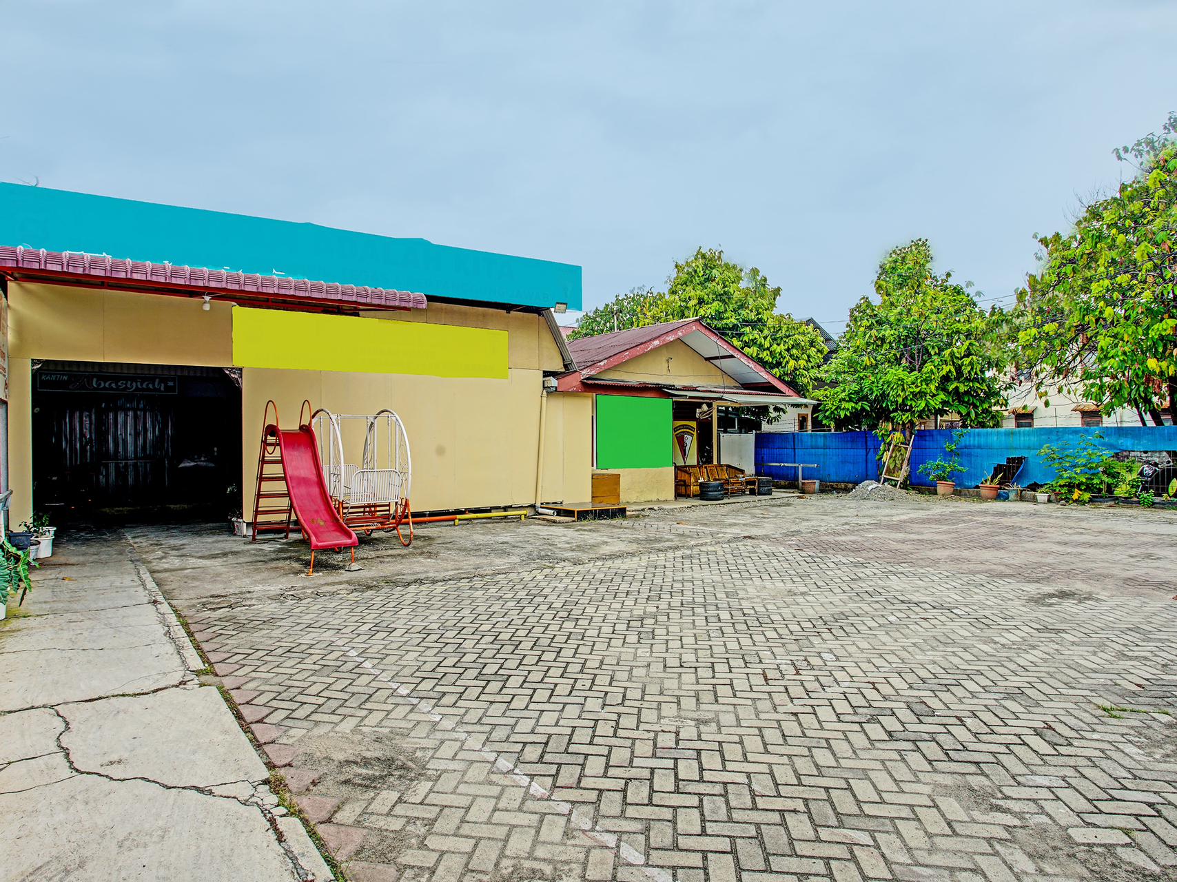 OYO 92265 Maqomi Homestay Syariah, Padang