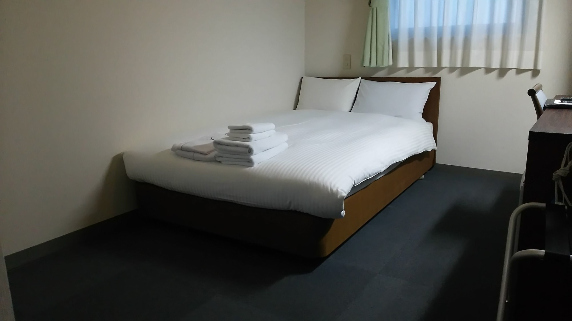Bedroom 4, Hotel Green Palace, Sendai