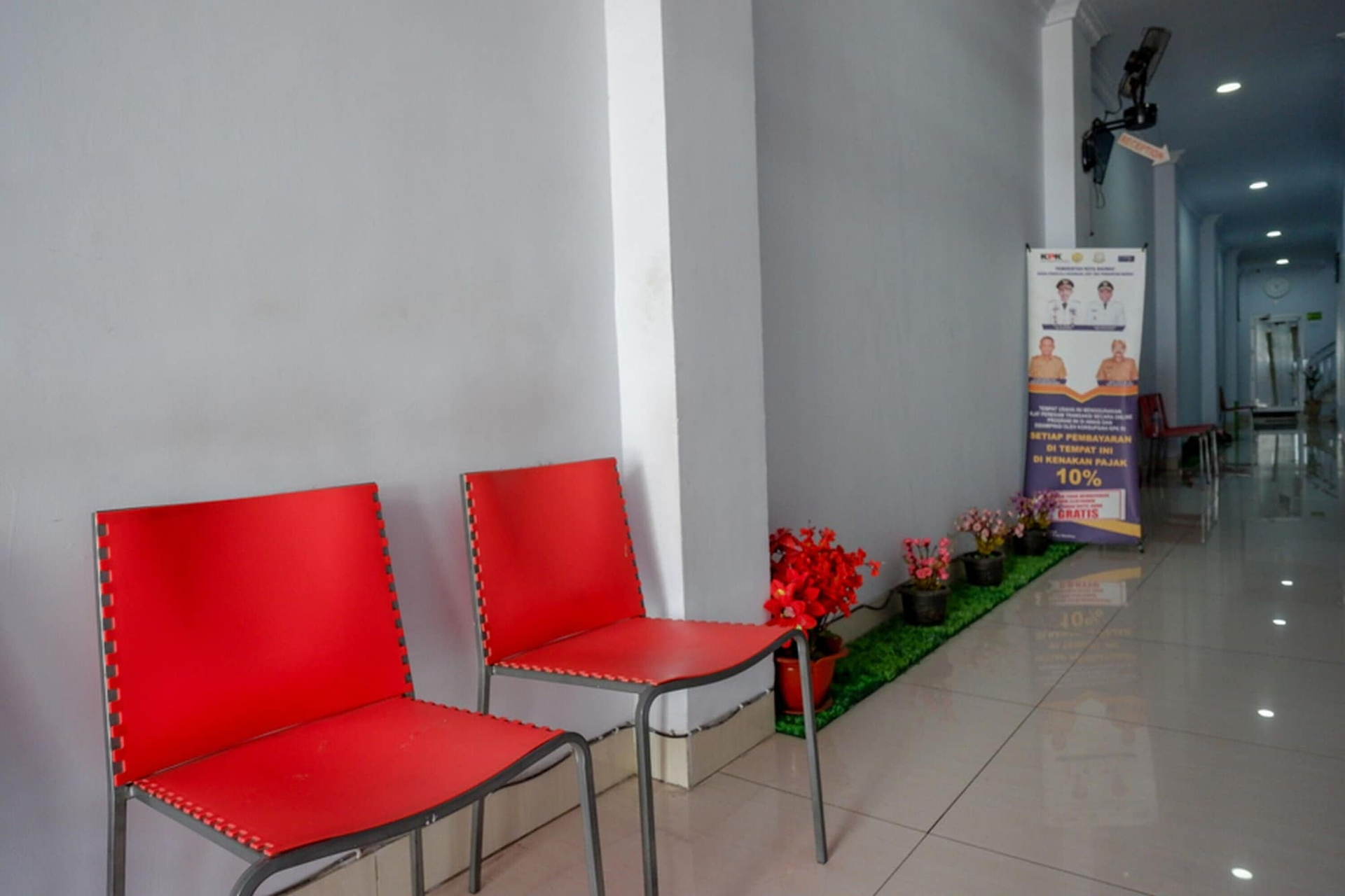 Public Area 2, RedDoorz @ Hotel Bravo Pantai Kamali Bau Bau, Bau-Bau