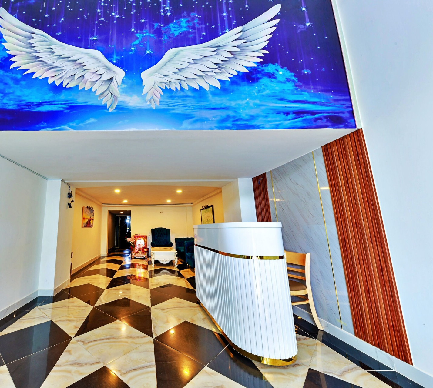 HANZ Venus Hotel, Quận 1