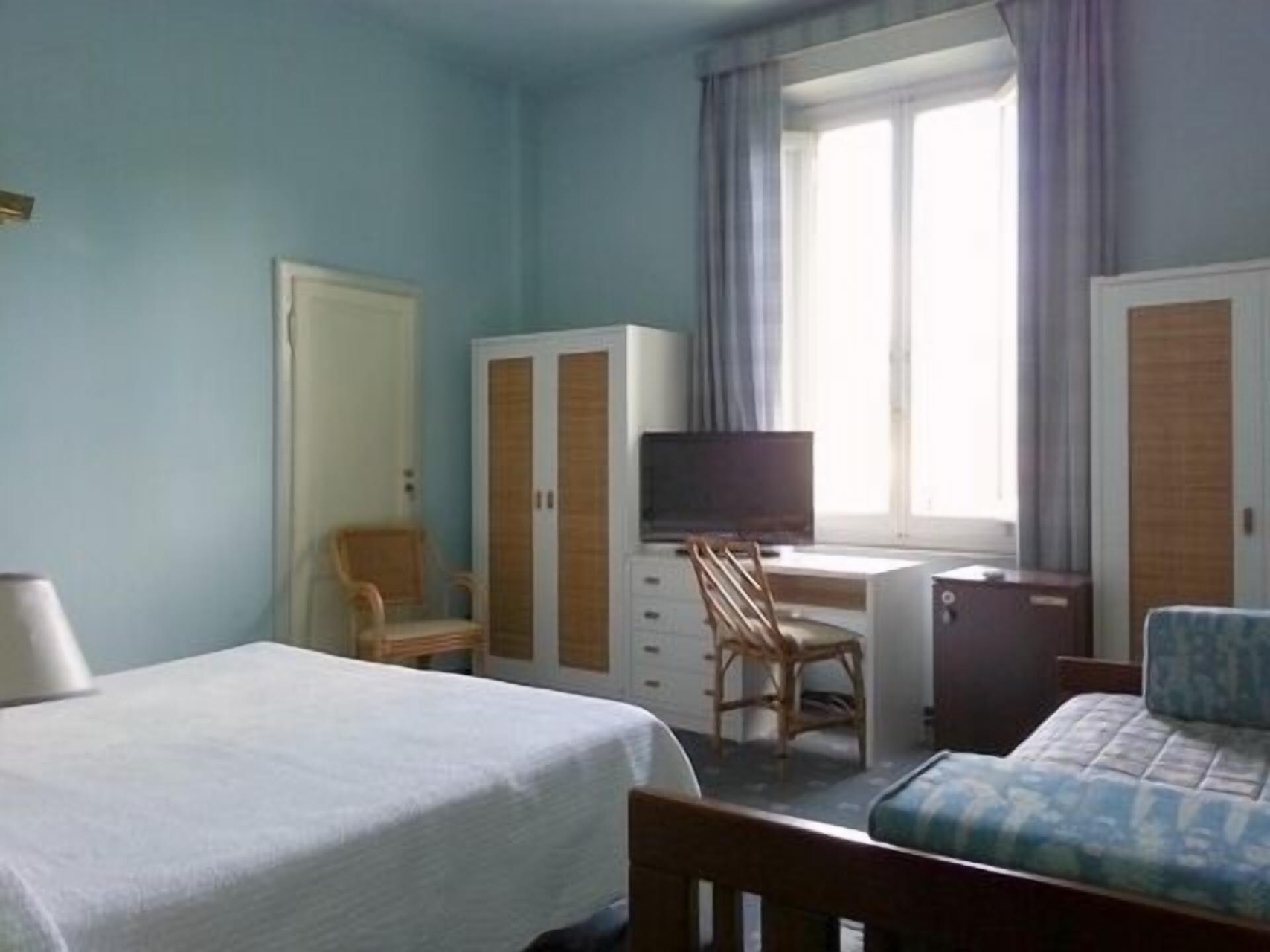 Room 1, Mediterraneo, Pistoia
