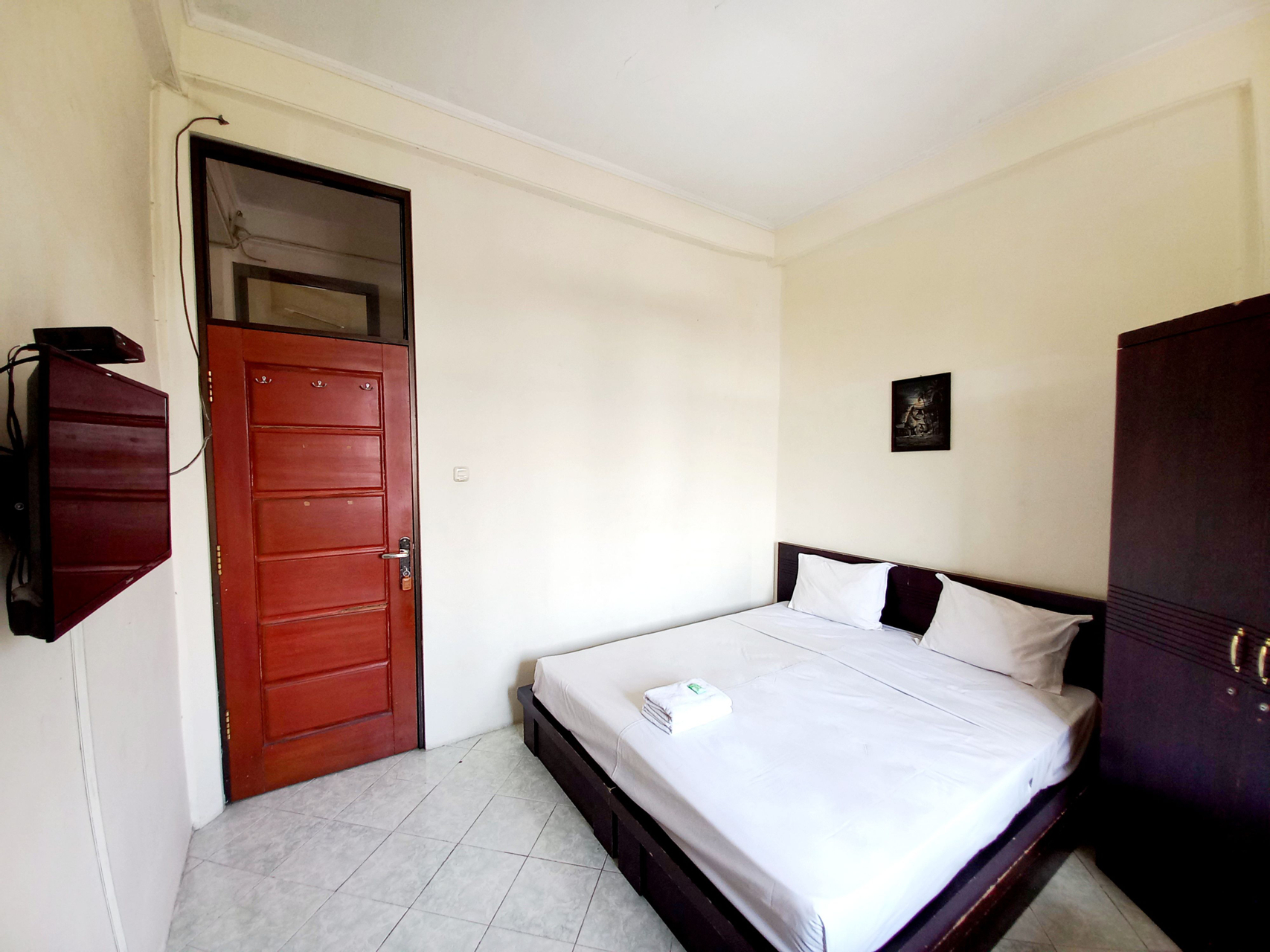 Bedroom 1, Graha Ara Homestay Syariah @ Gubeng Surabaya, Surabaya