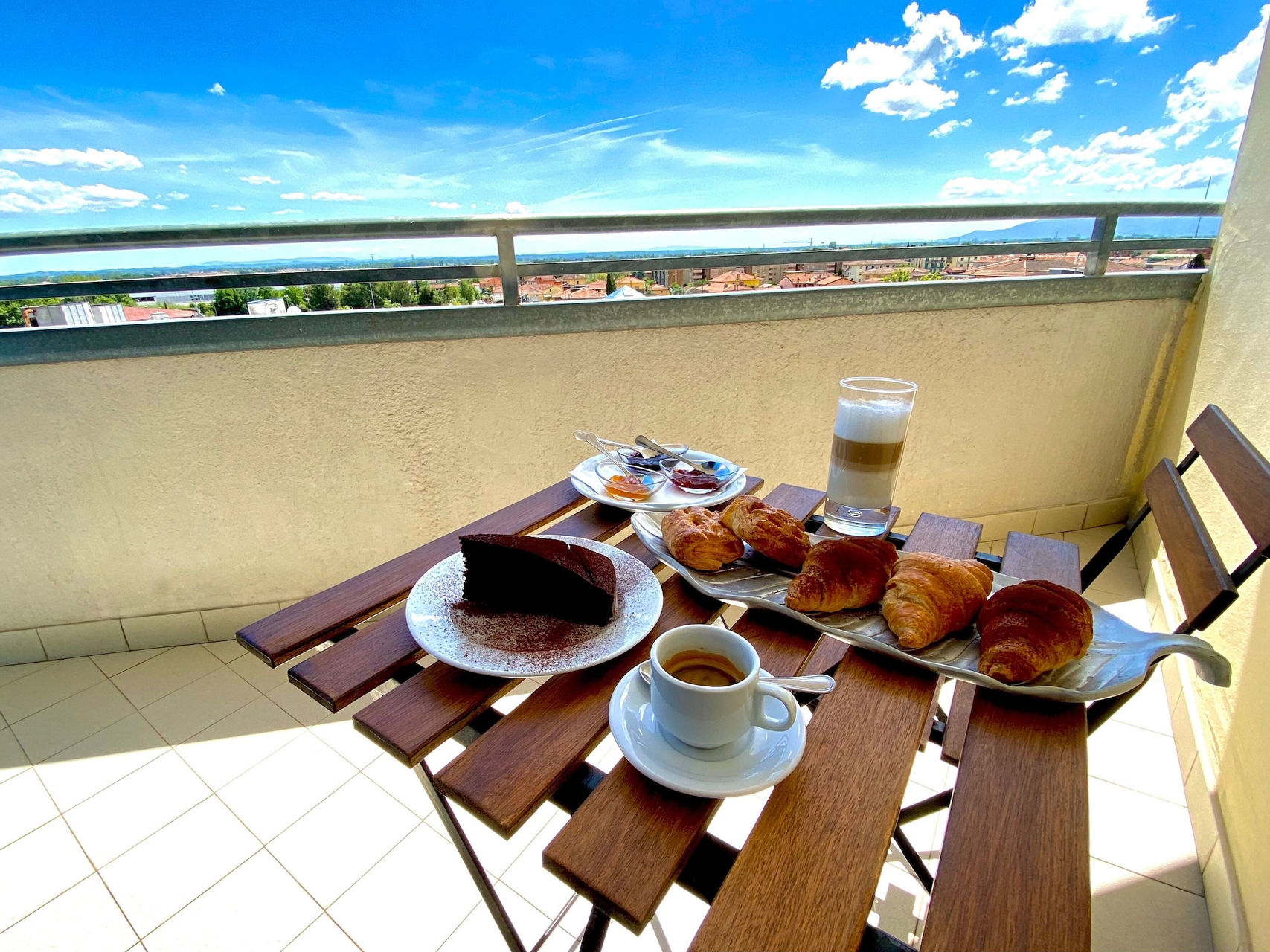 Balcony 4