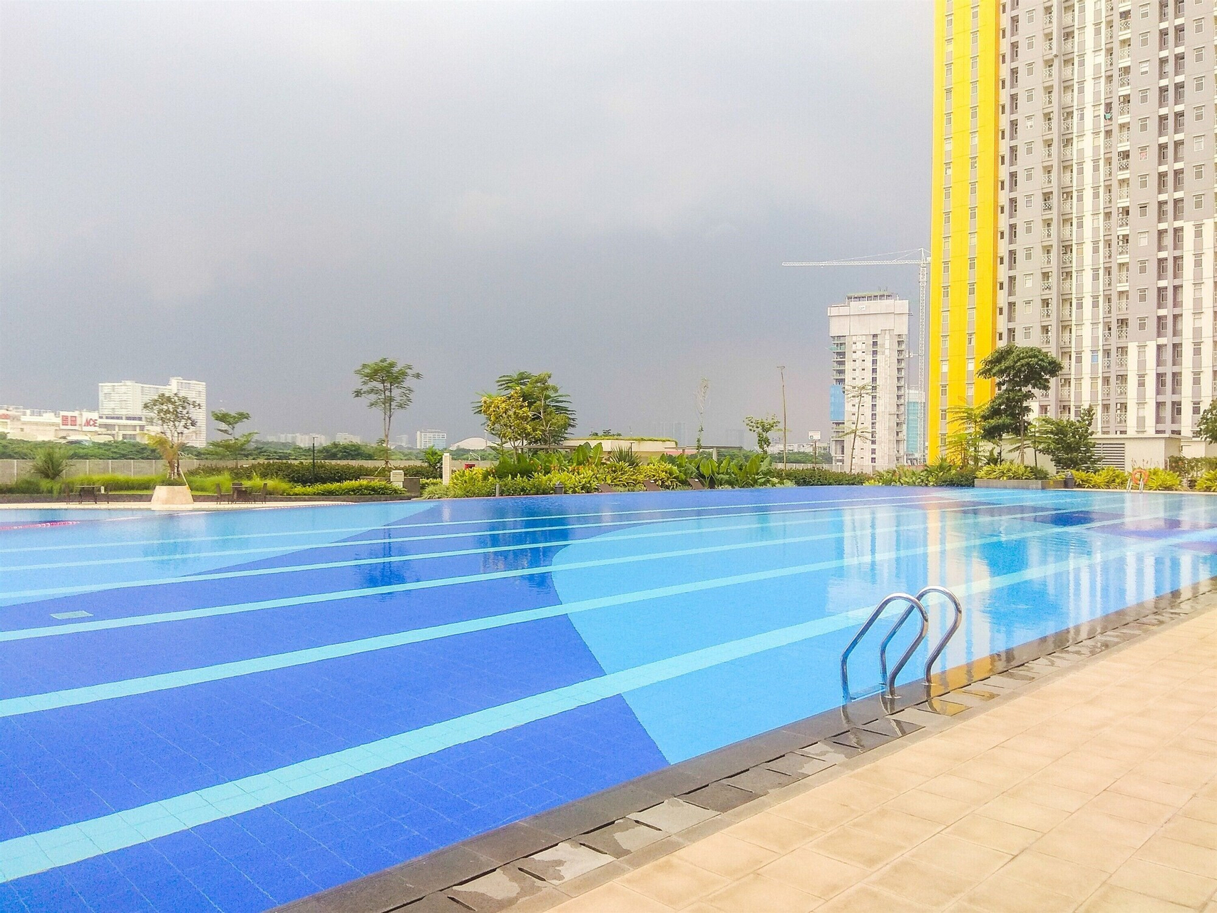 Sport & Beauty 4, Pool View Studio Apartment @ Springlake Summarecon Bekasi By Travelio, Bekasi