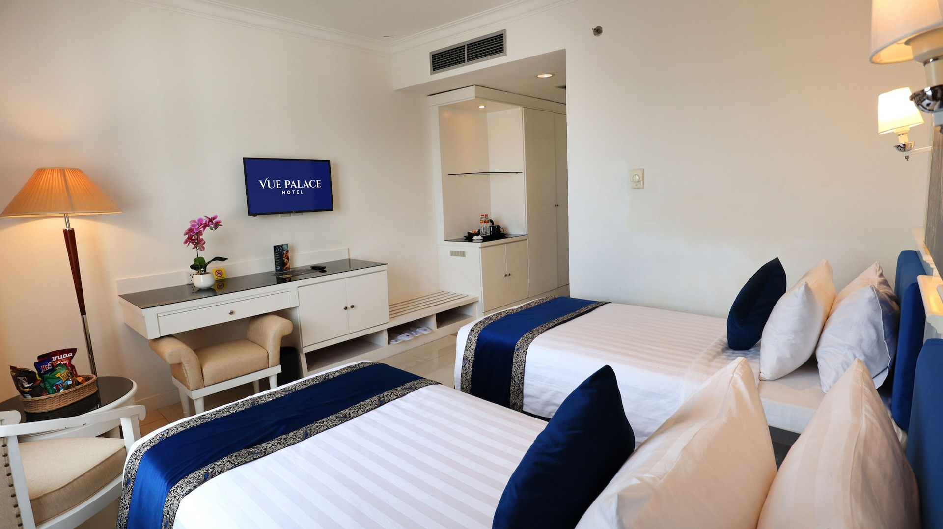 Room 6