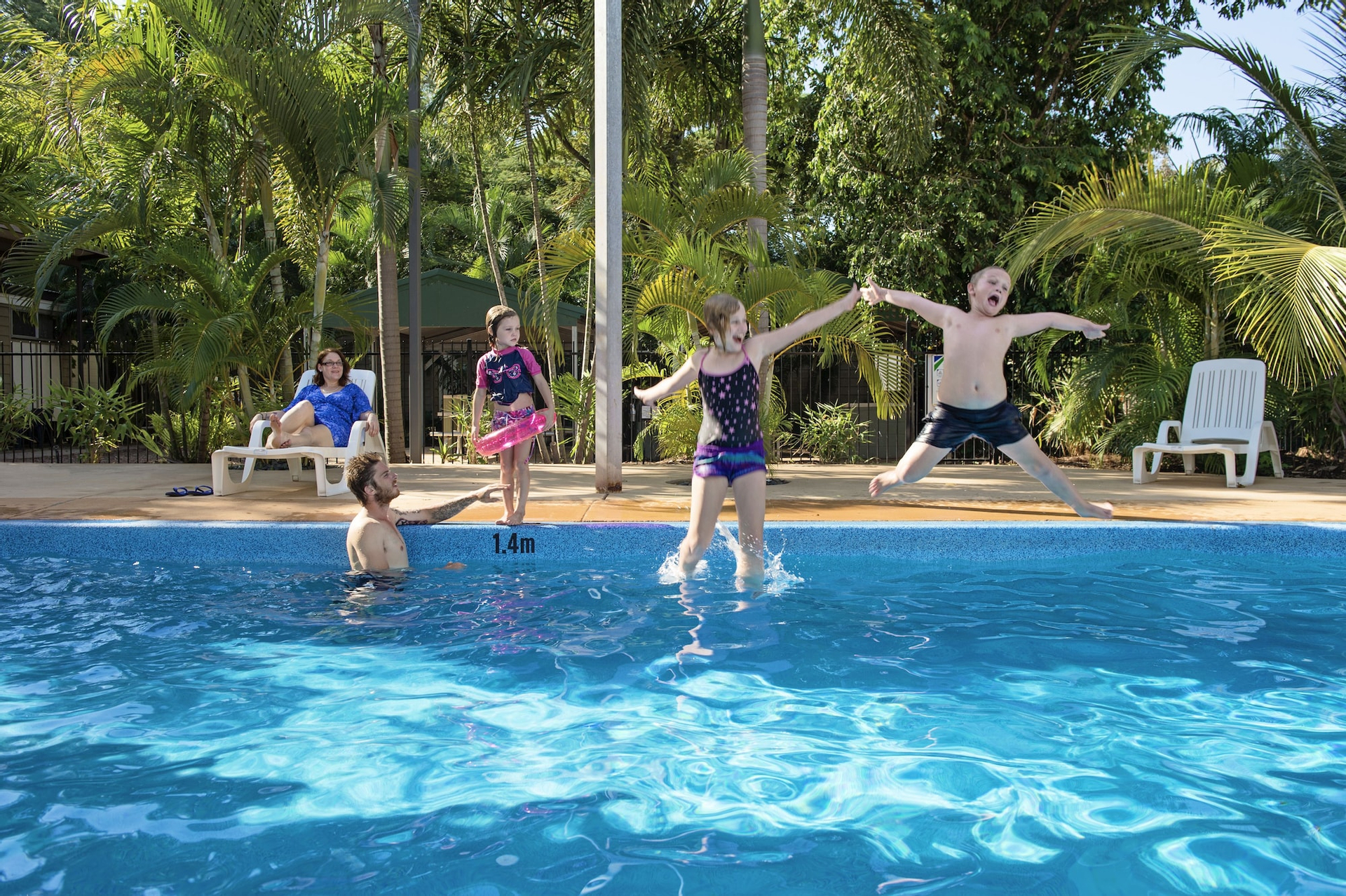 Outdoor pool 5, Discovery Parks – Darwin, Winnellie