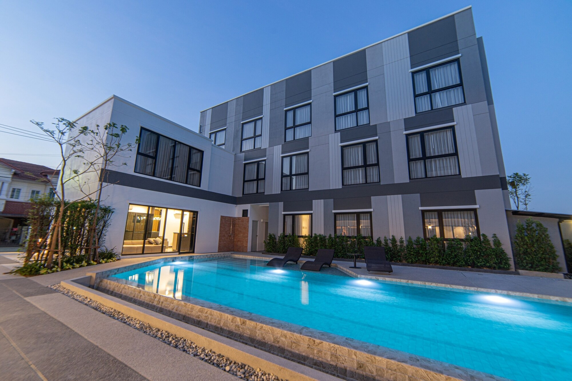 Gate43 airport hotel (SHA Plus+), Bang Plee