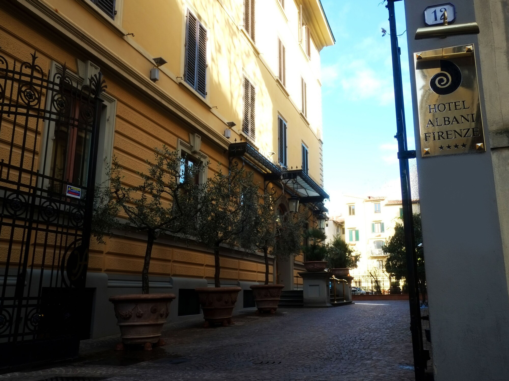 Exterior & Views 2, Albani Firenze, Florence