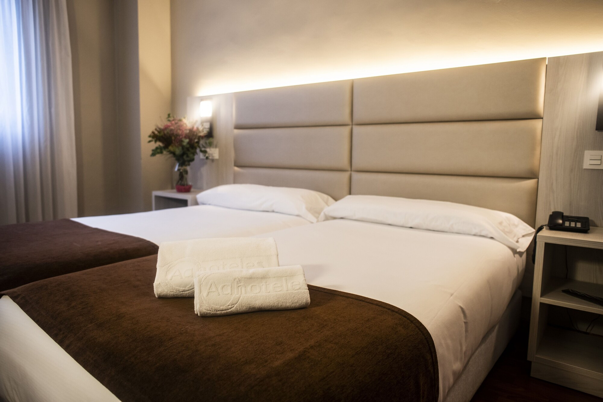 Bedroom 3, Zaragoza Royal, Zaragoza