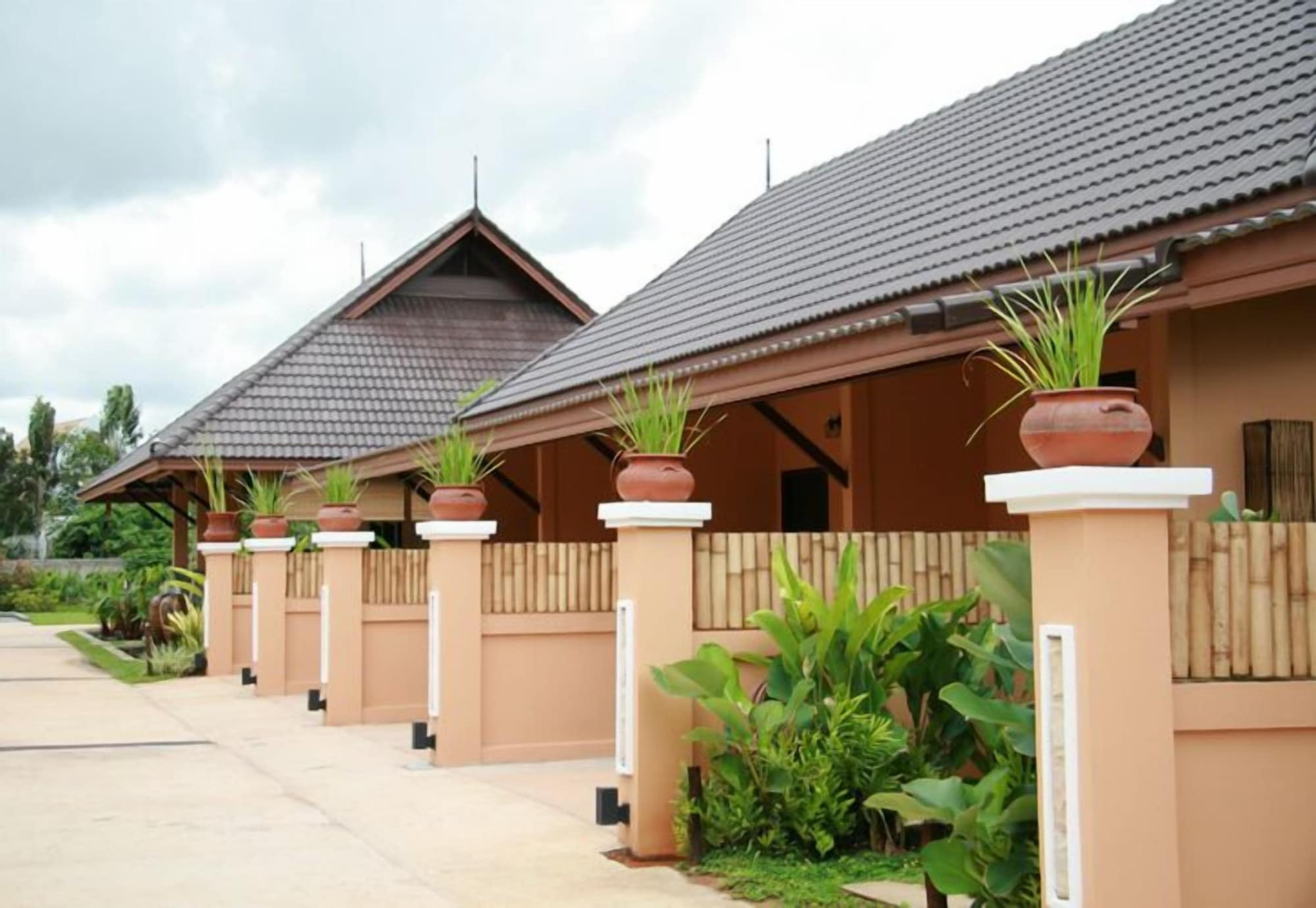 Exterior & Views 2, Chalicha Resort, Muang Chumphon