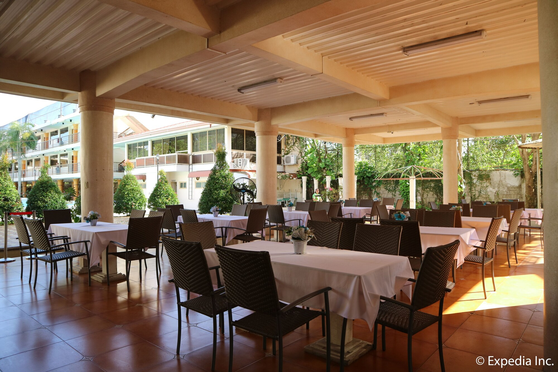 Food & Drinks 4, Splash Oasis Resort Hotel, Los Baños