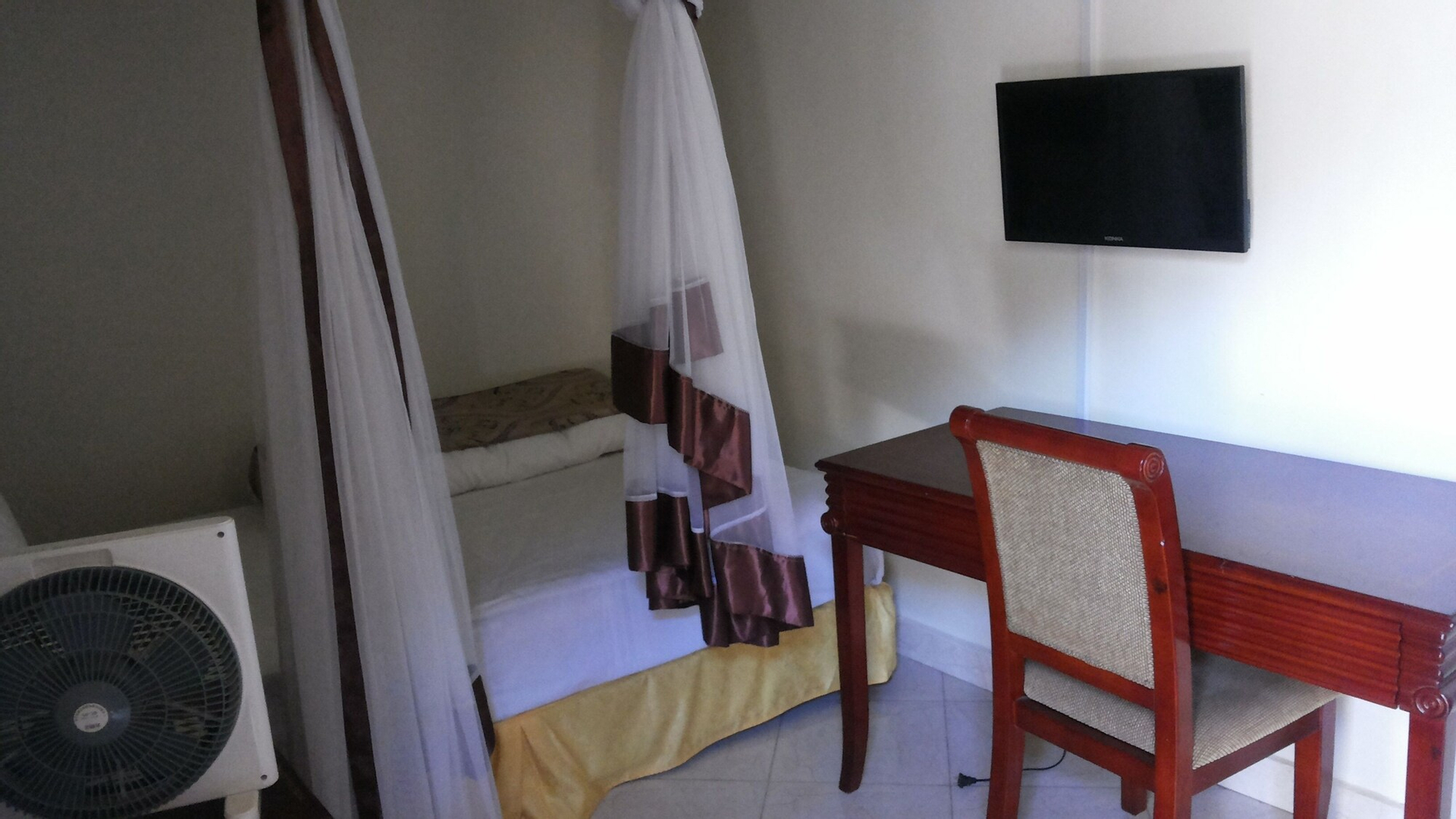 Hotel Bucolic Heritage, East Moyo