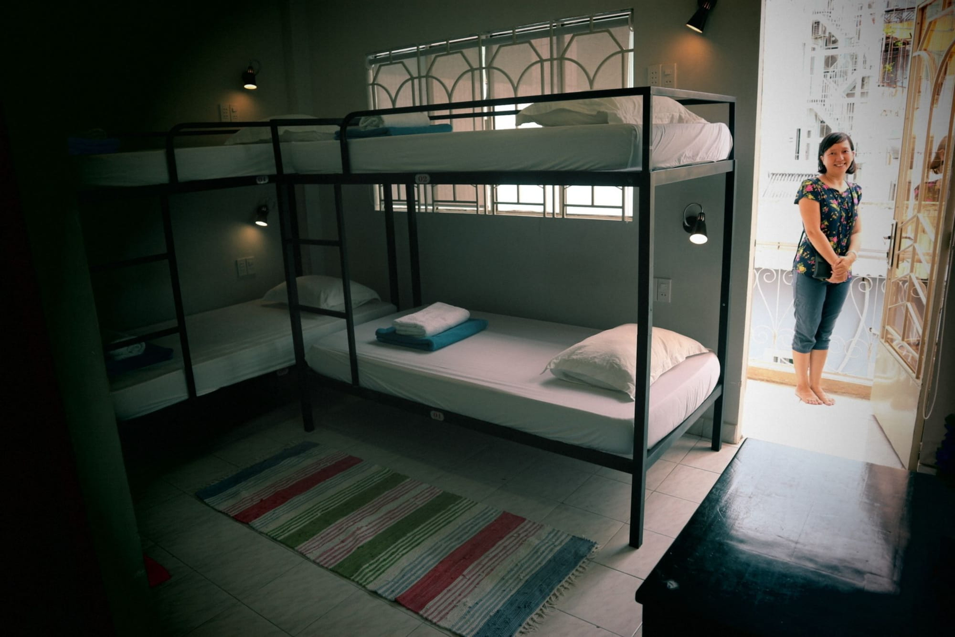 Long Hostel, Quận 1