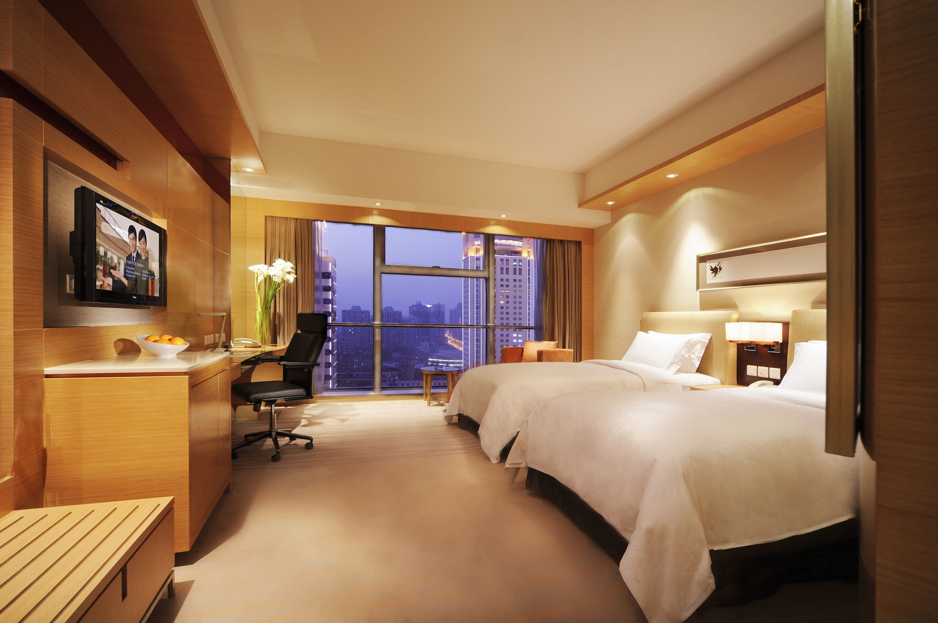 Bedroom 4, New World Wuhan Hotel, Wuhan