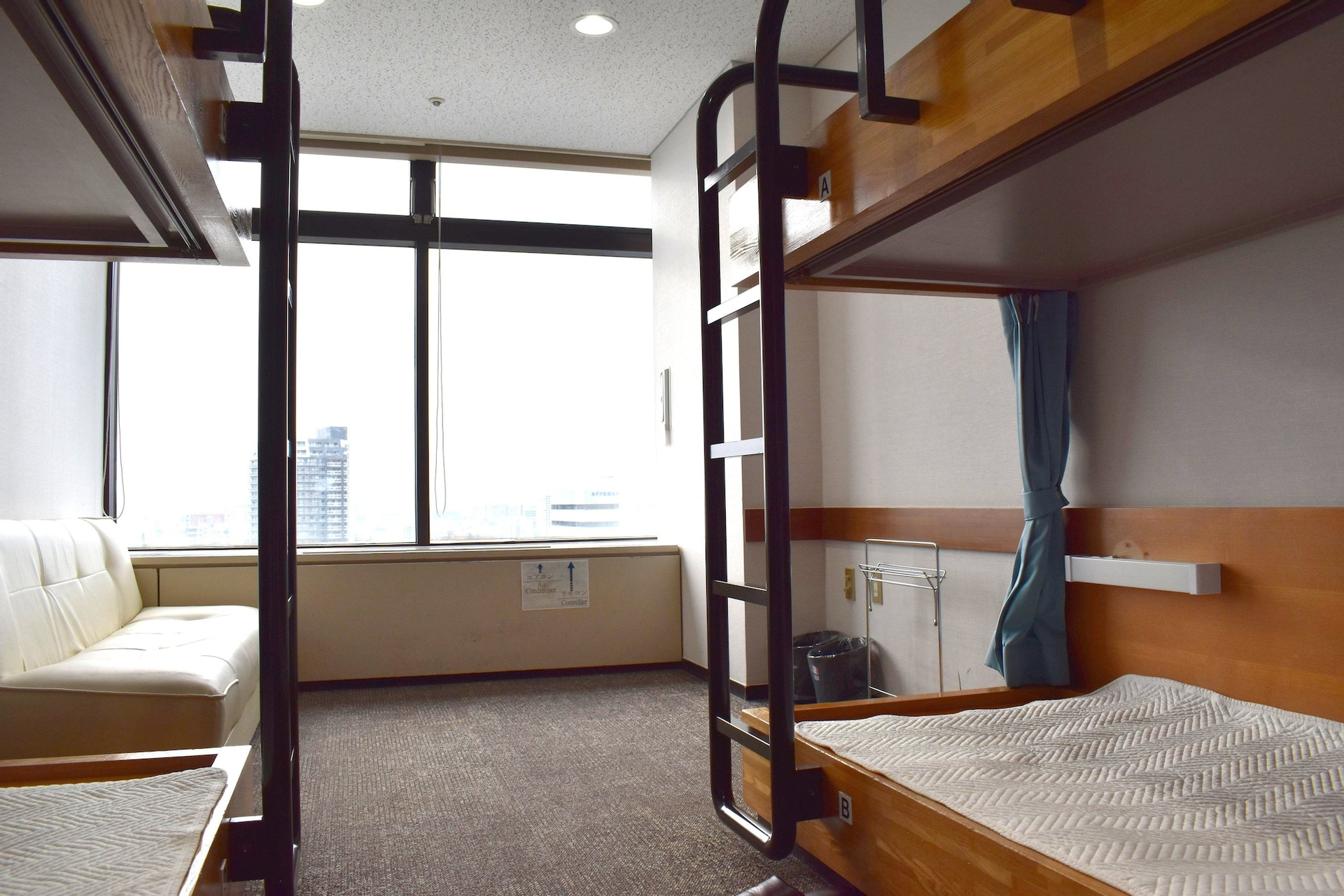 Bedroom 1, Tokyo Central Youth Hostel, Shinjuku