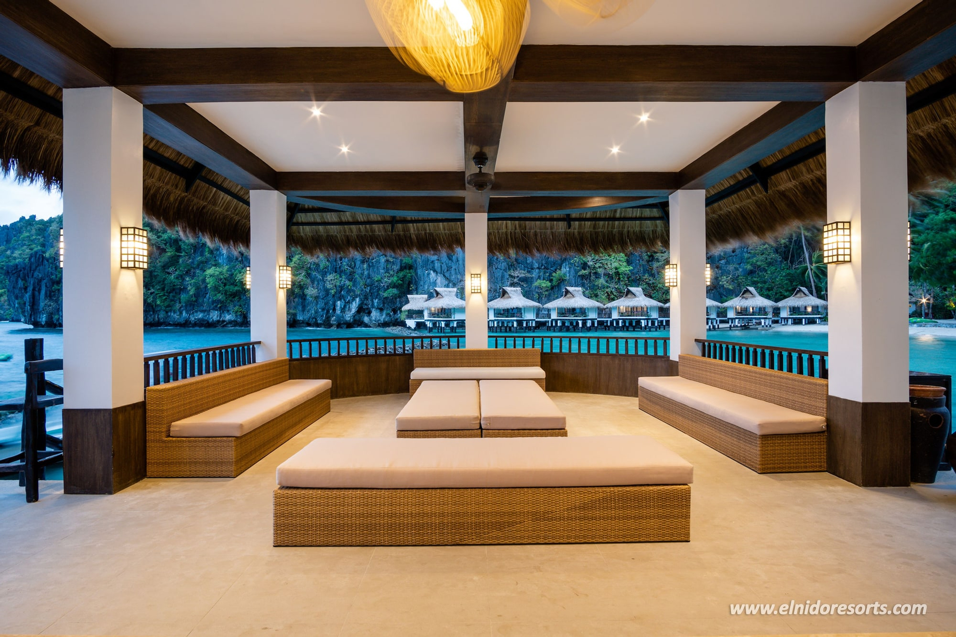 Public Area, Miniloc Island Resort, El Nido