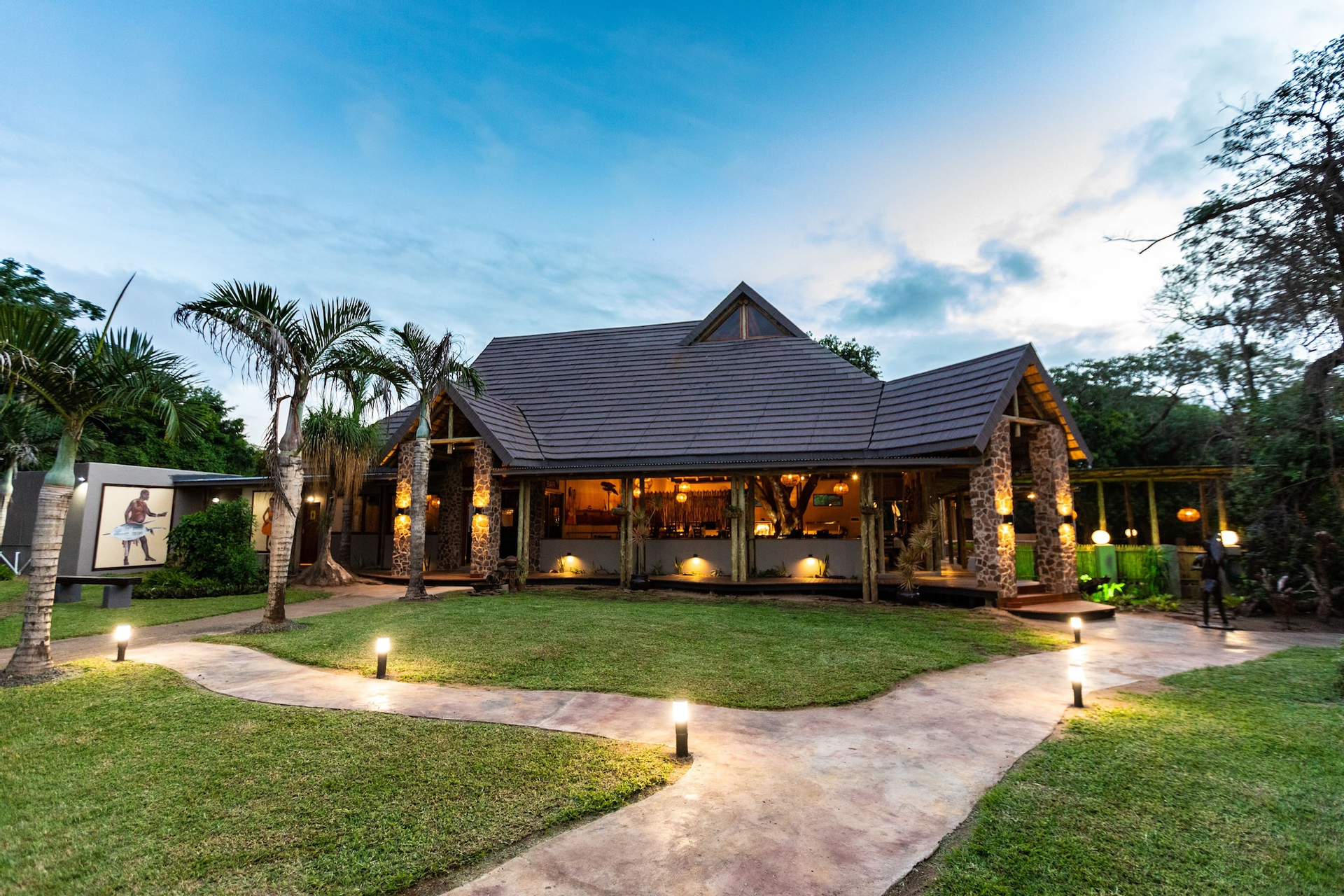 Dining 5, Gooderson Dumazulu Lodge & Traditional Village, Umkhanyakude