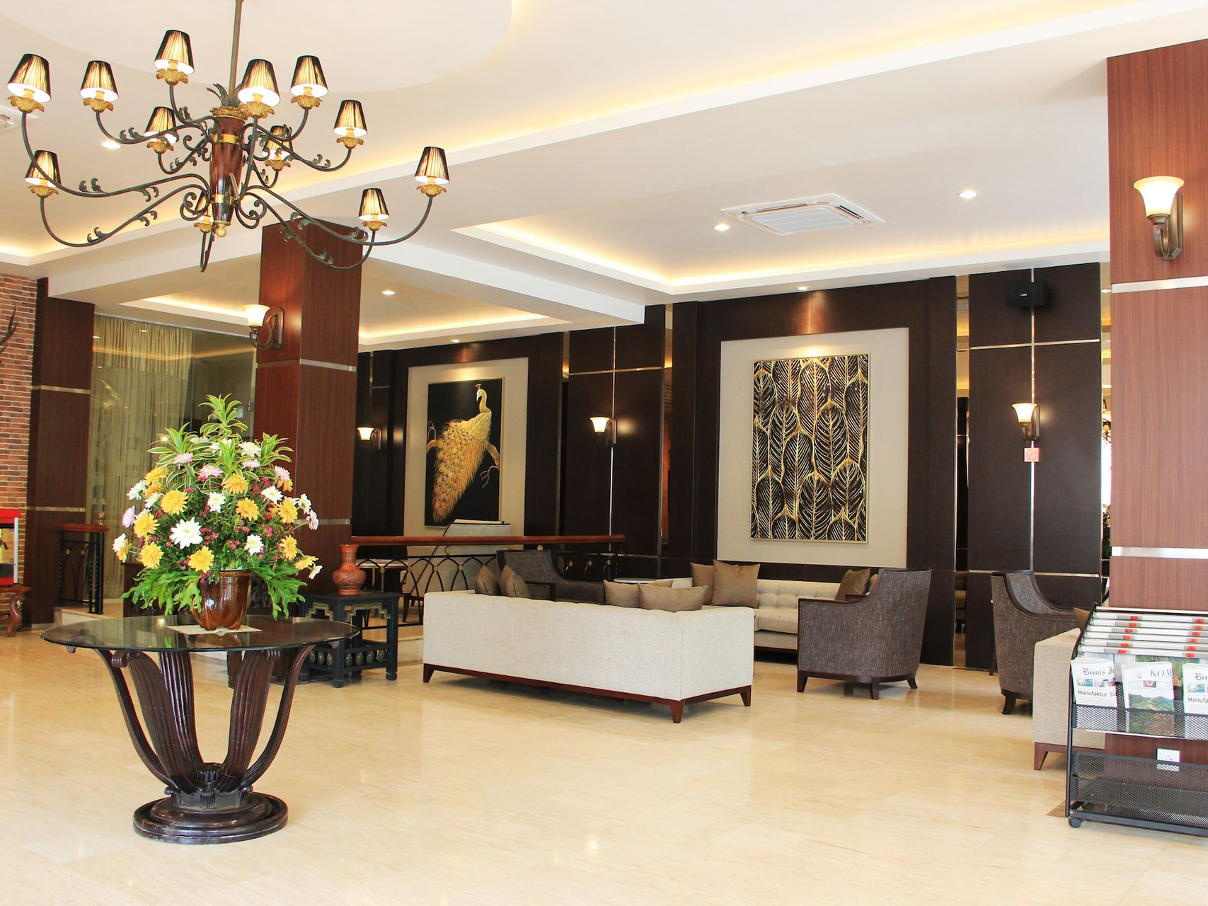 Exterior & Views 2, Narita Hotel Surabaya, Surabaya