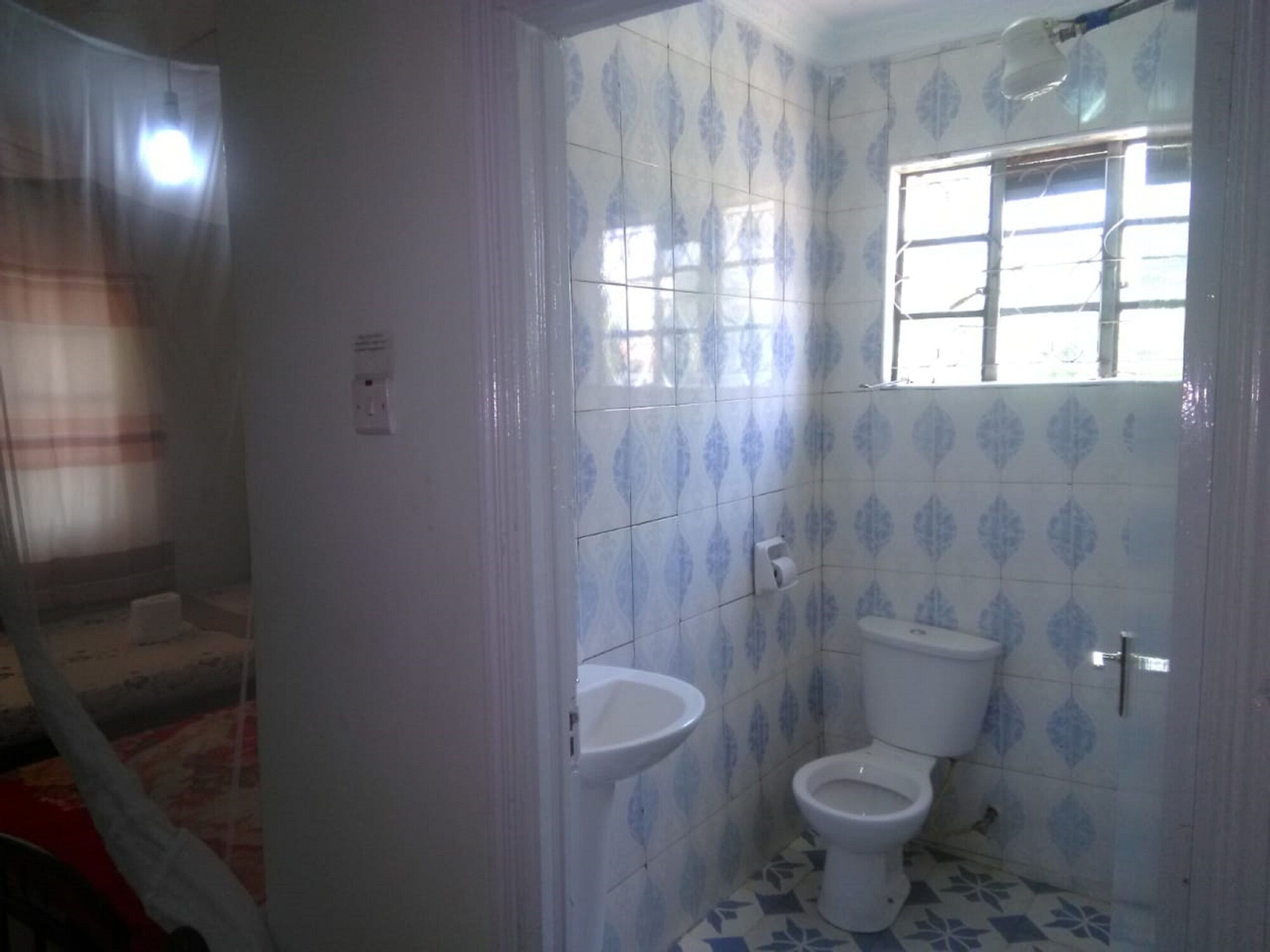 Robert's Village Inn, Kisumu Central