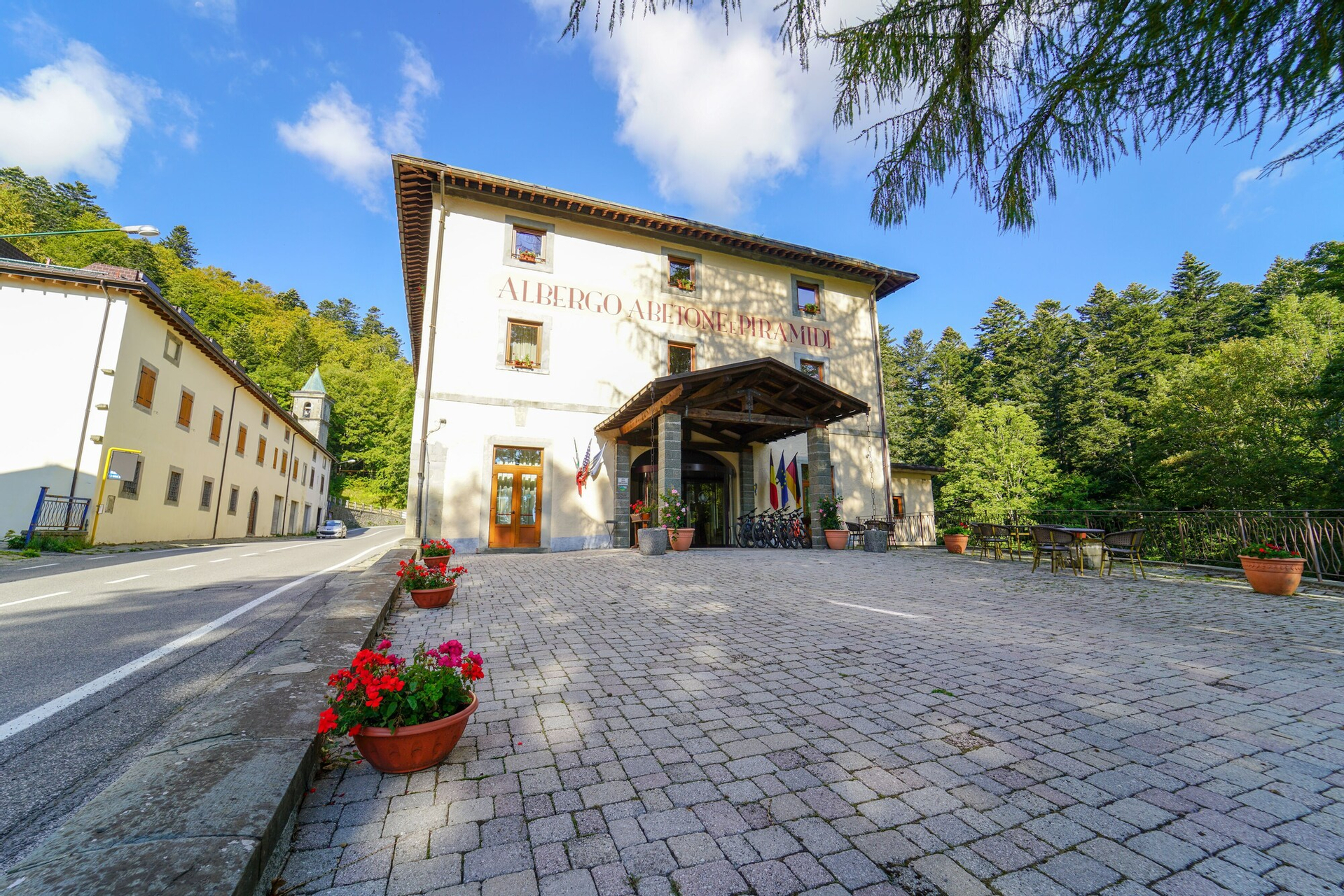 Exterior & Views 1, Abetone e Piramidi Resort, Pistoia