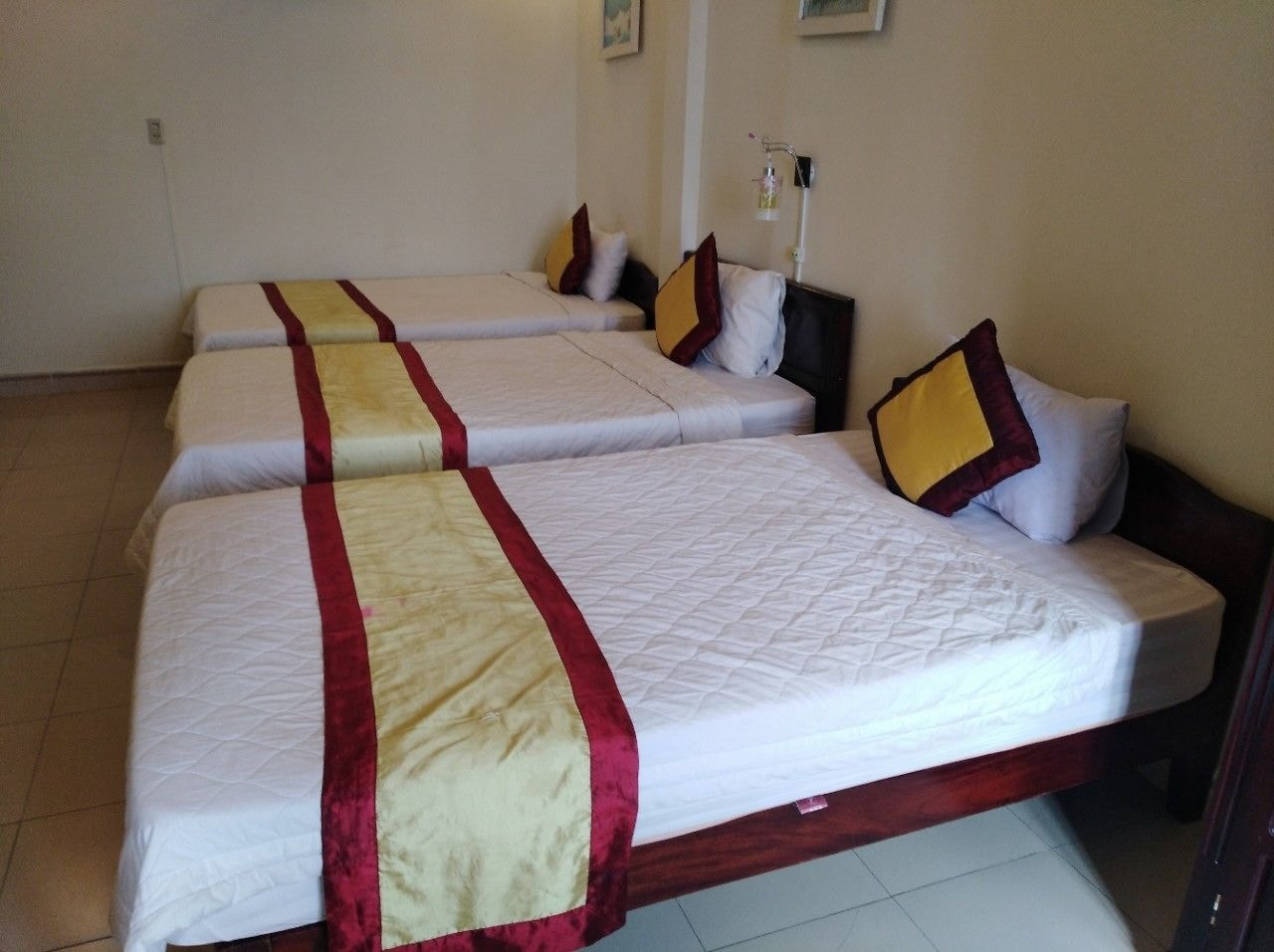 Bedroom 1, Dang Tuan Hotel, Huế