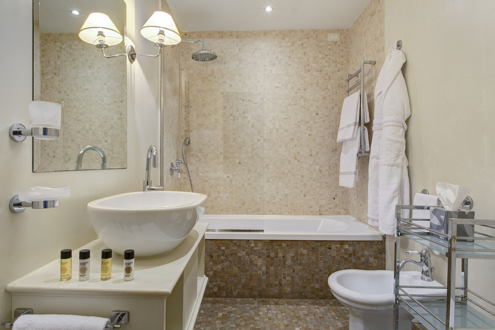 Bedroom 4, Grand Hotel Cavour, Florence