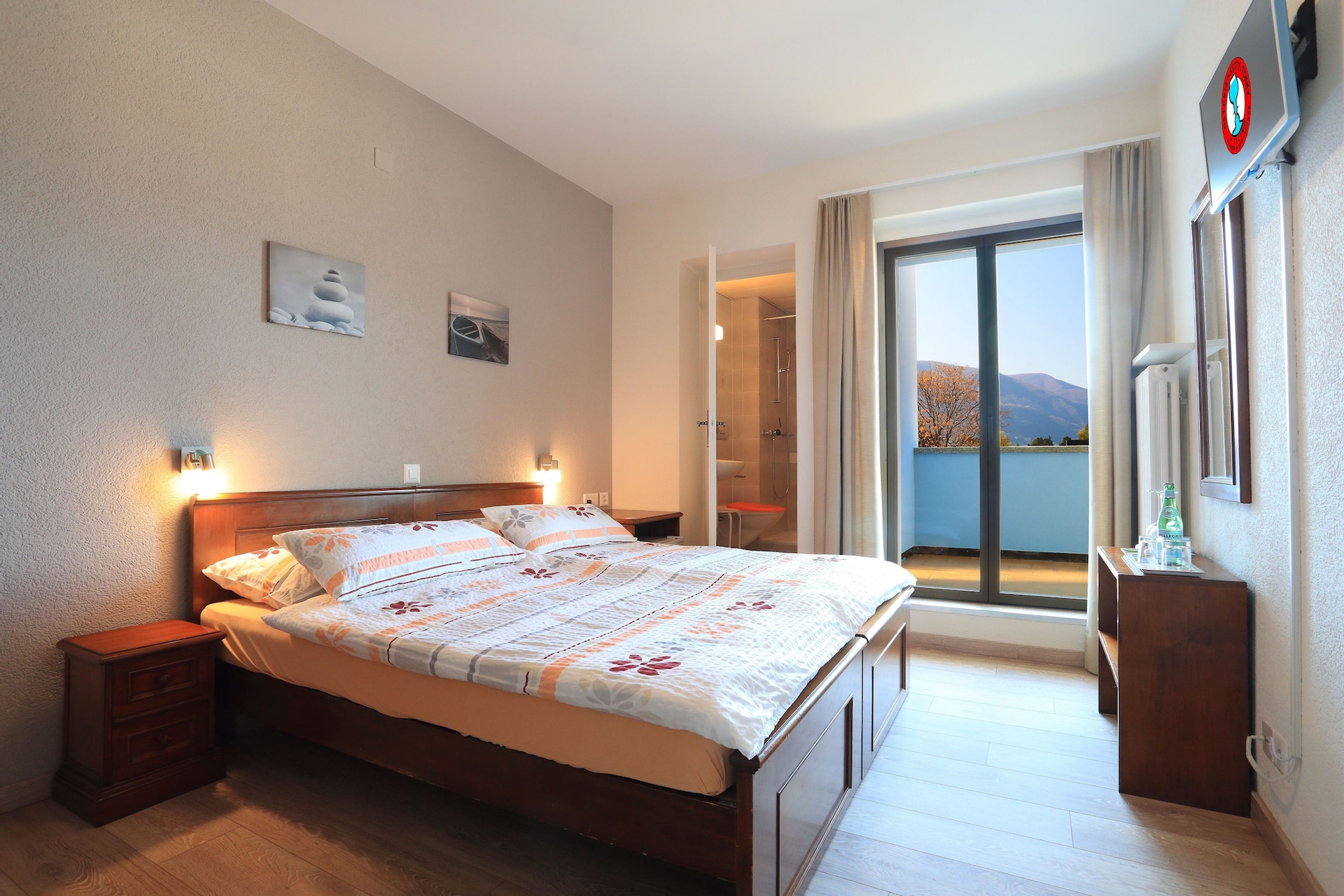 Bedroom 2, Osteria Ticino, Locarno