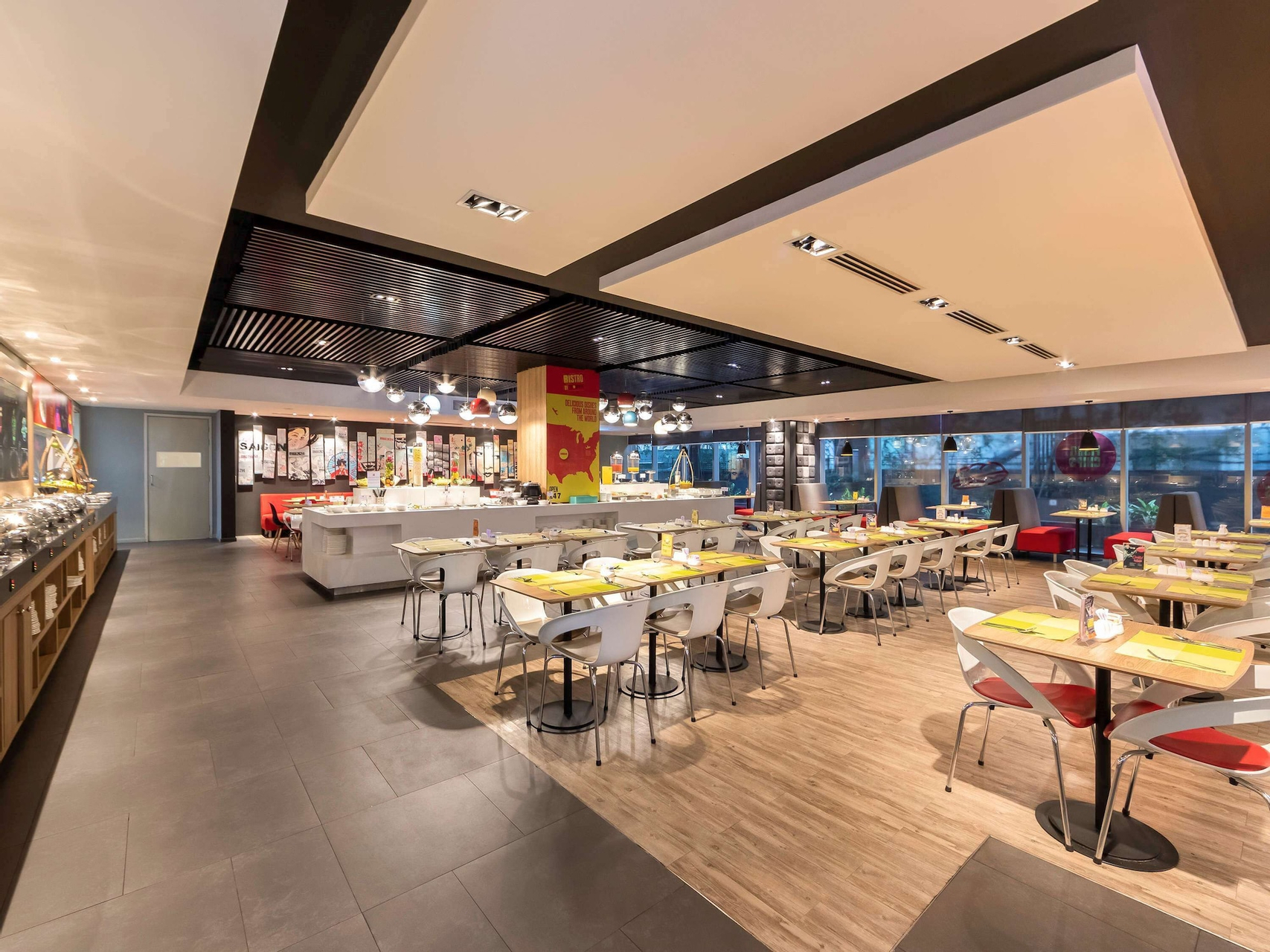 Food & Drinks 5, ibis Saigon Airport, Tân Bình