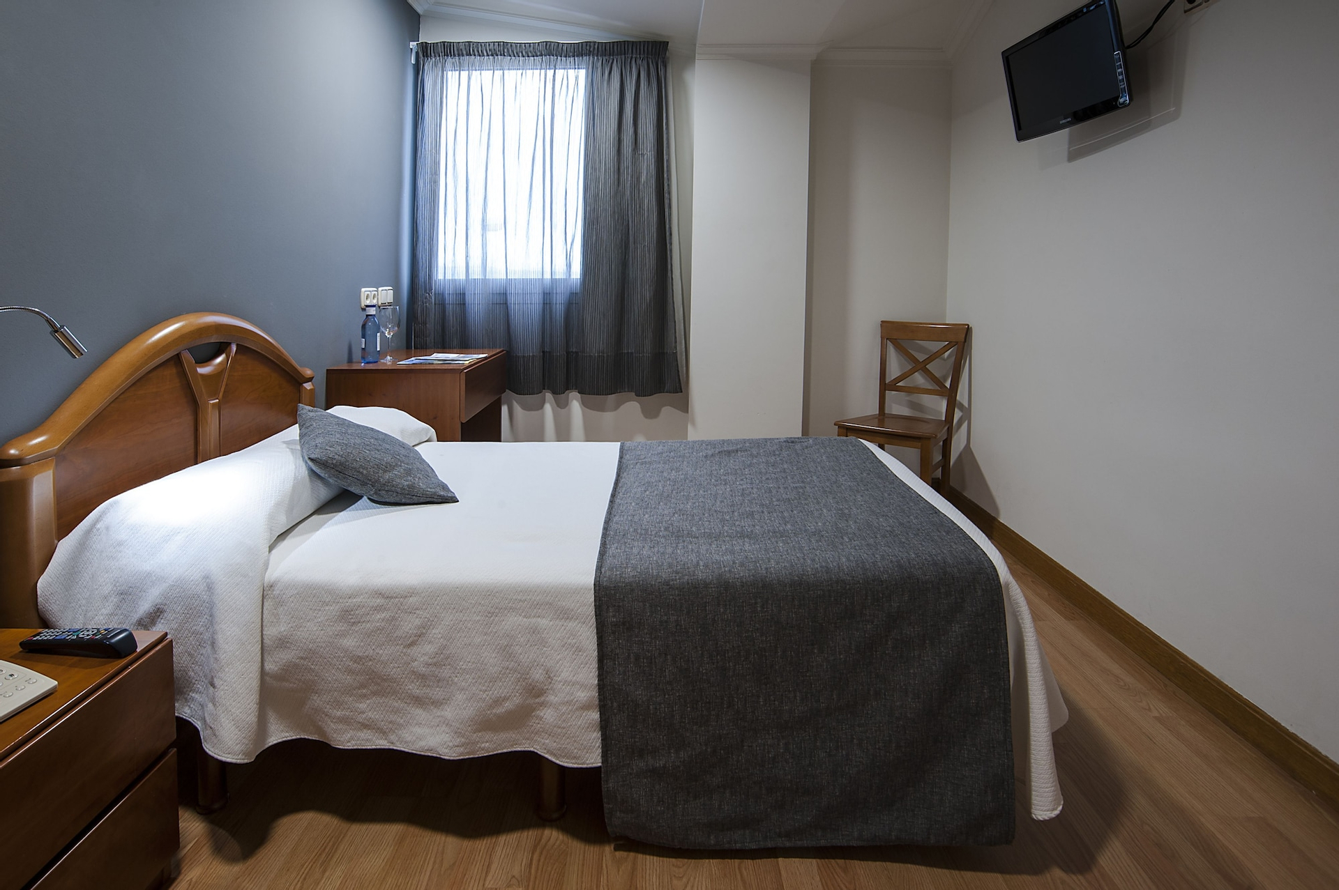 Bedroom 3, Hostal Izaga, Navarra