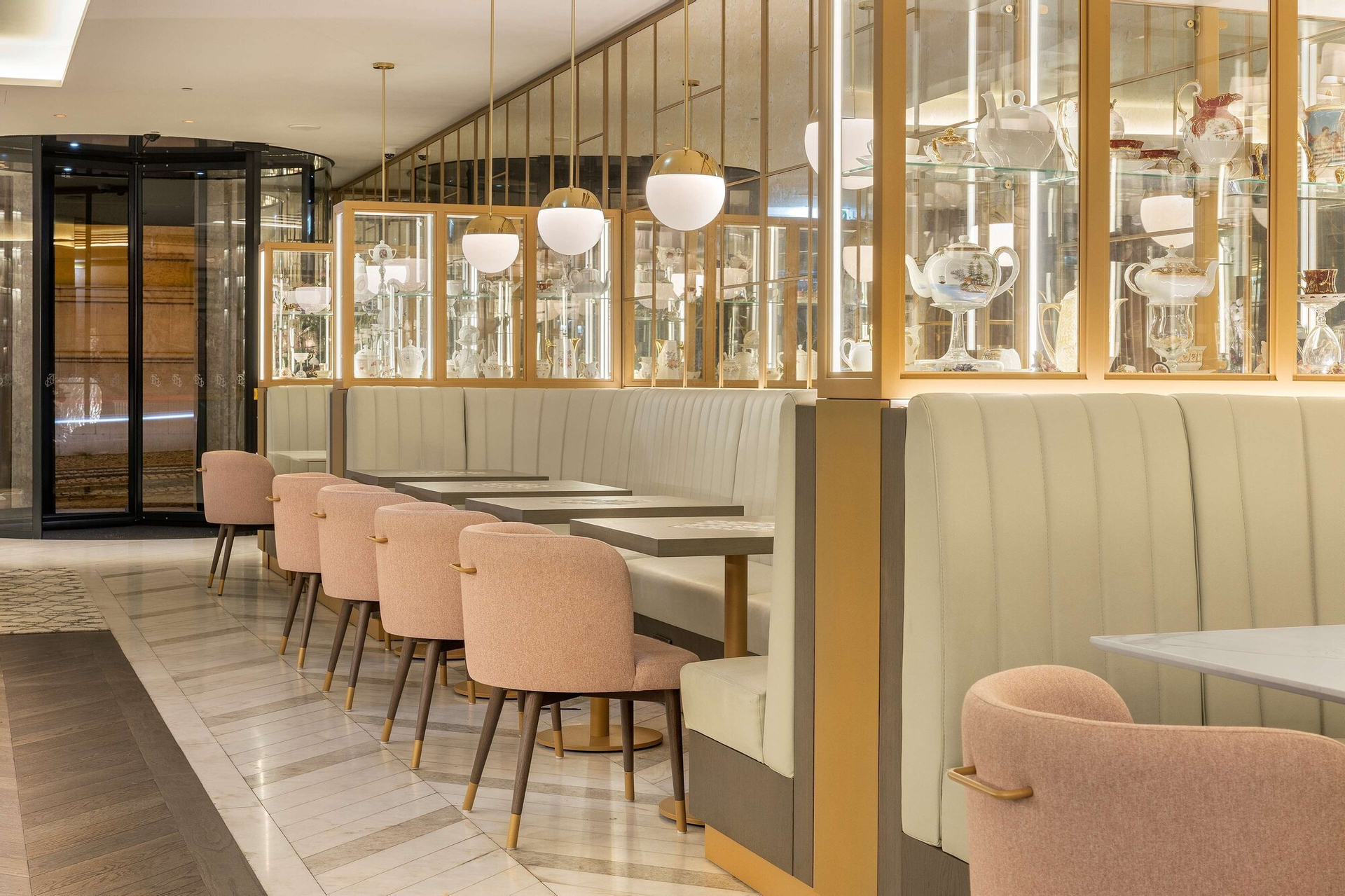 Food & Drinks 5, The Emerald House Lisbon, Curio Collection by Hilt, Lisboa