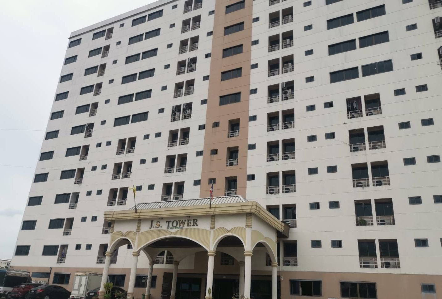 Exterior & Views 1, JS TOWER SERVICE APARTMENT, Phra Khanong