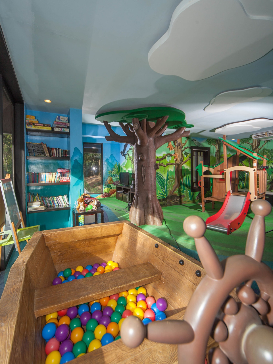 Children's play area - indoor, Lagen Island Resort, El Nido