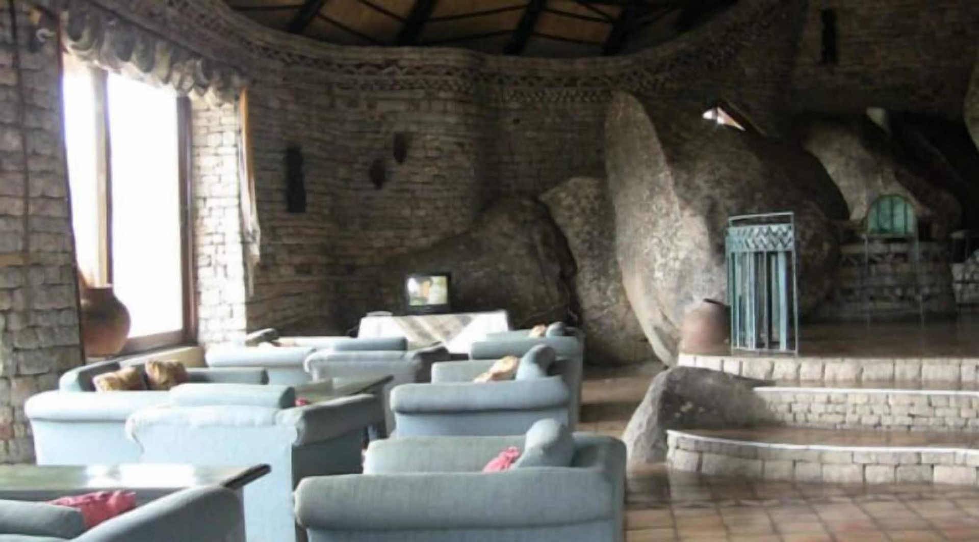 Interior 2, Lodge at The Ancient City, Masvingo