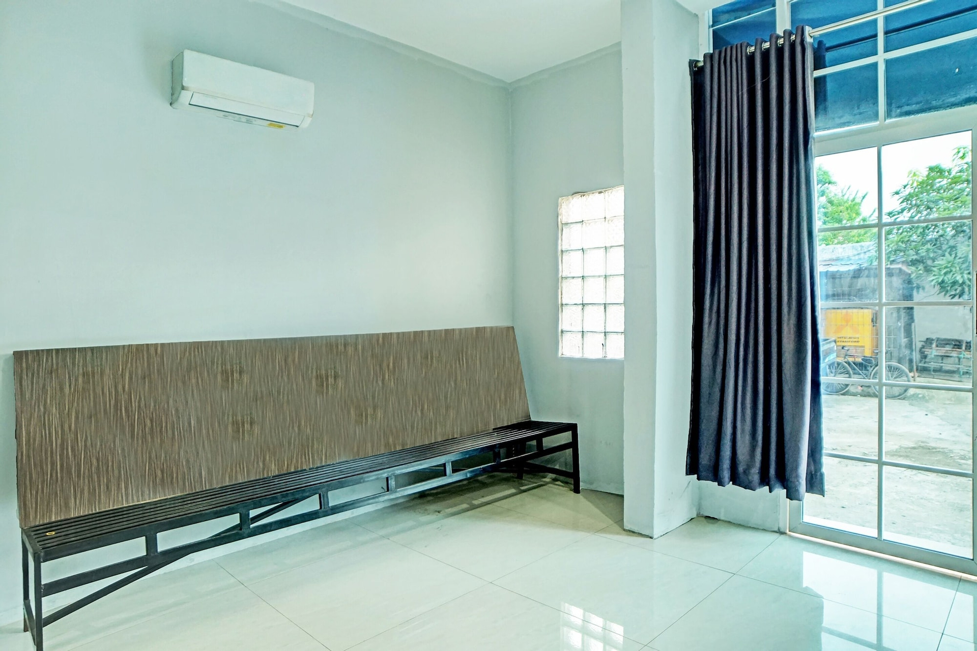 Public Area 3, Super OYO 91120 D'ritz Homestay, Medan