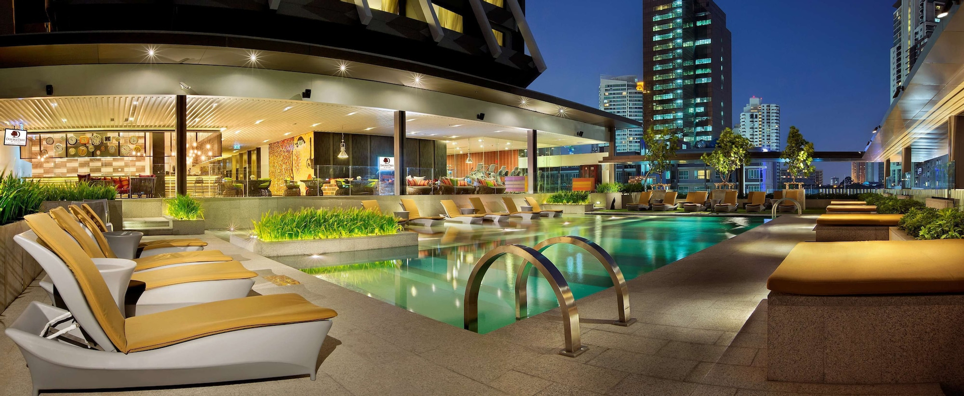 DoubleTree by Hilton Sukhumvit Bangkok, Khlong Toey