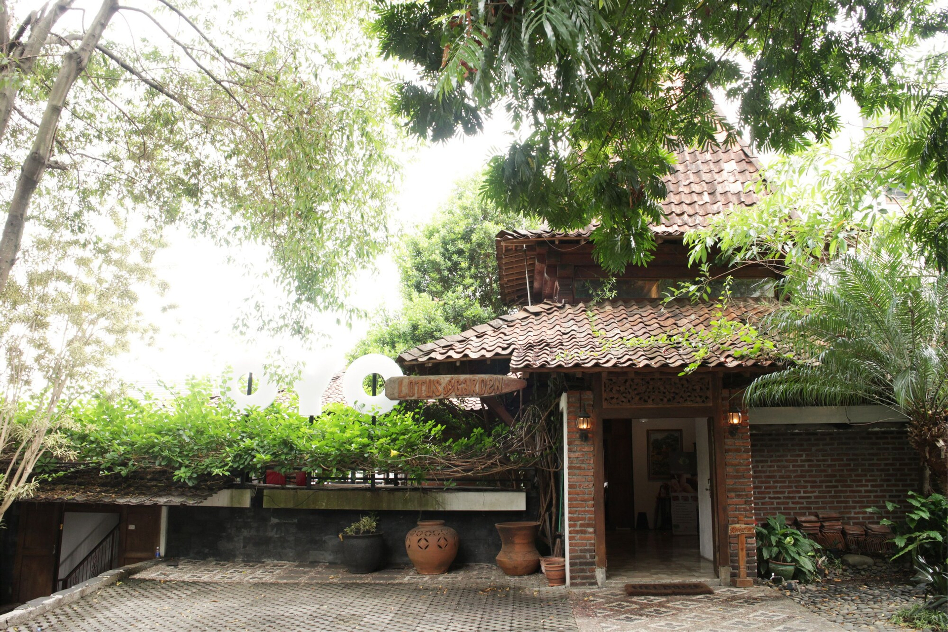 Exterior & Views, Lotus Art & Garden Hotel, Bandung