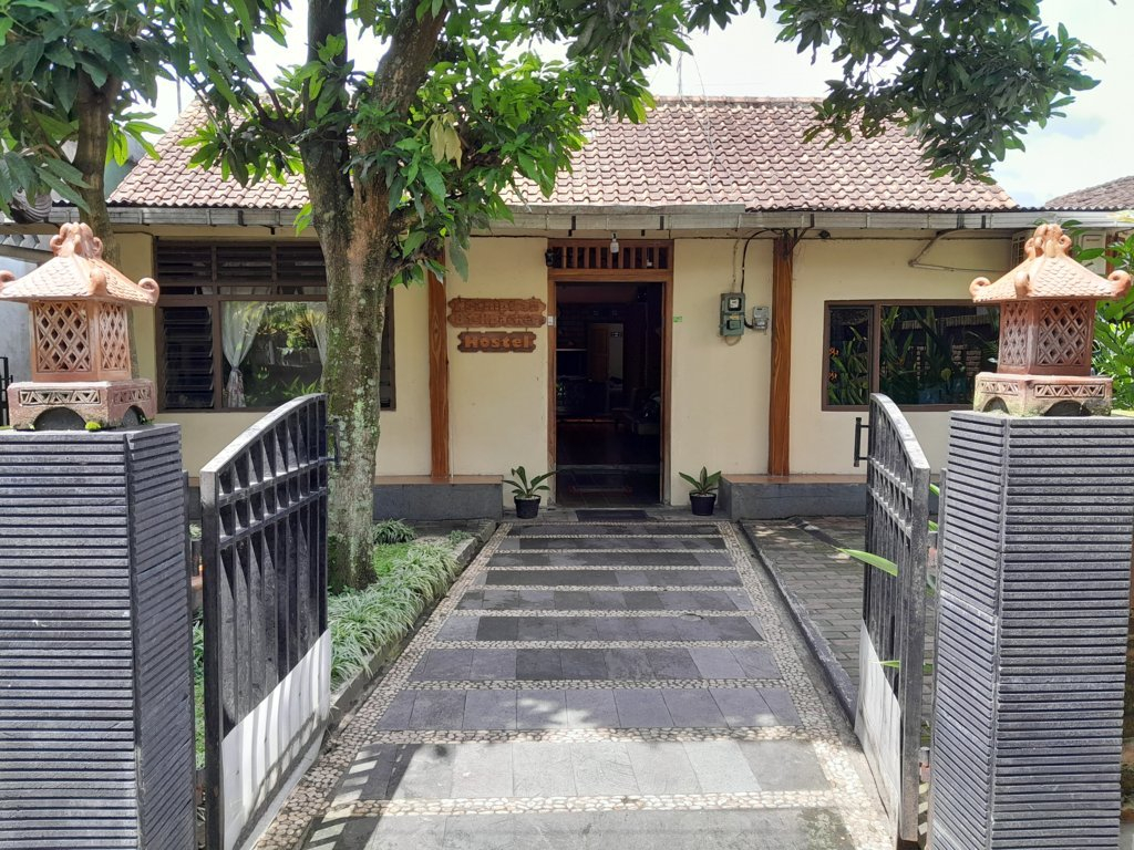 Exterior & Views 2, Ngampilan Backpacker Hostel, Yogyakarta