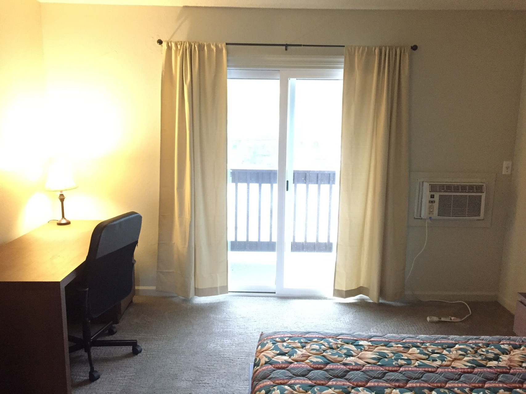 Room 5, Holiday Lodge, Nevada