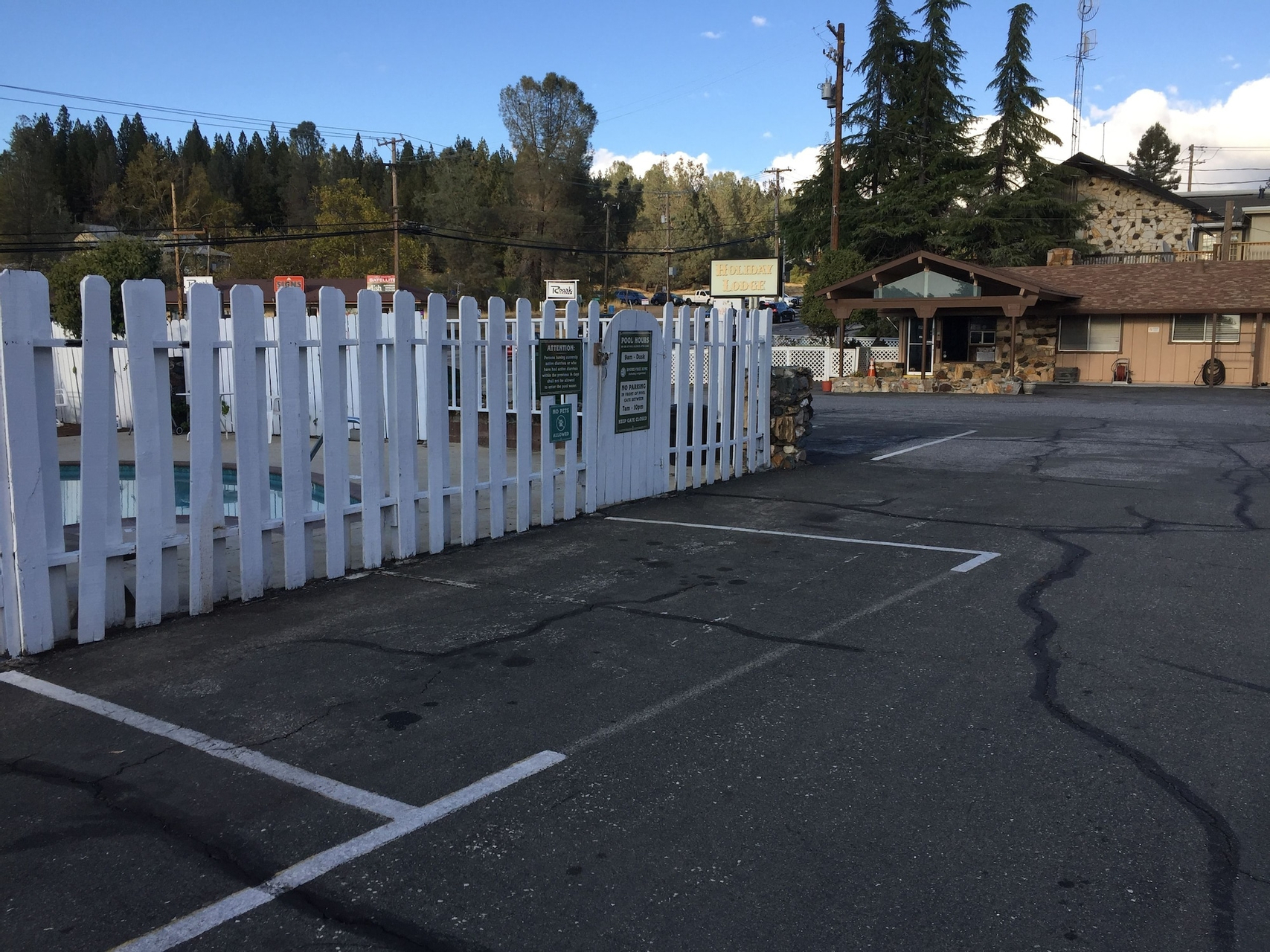 Exterior 3, Holiday Lodge, Nevada