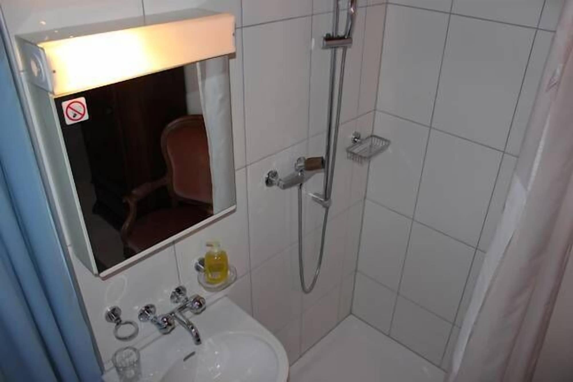 Bathroom 2, Gasthof National, Lebern