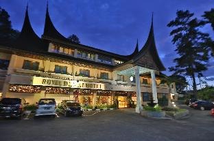 Superior Double or Twin Room 5, Royal Denai Hotel, Bukittinggi