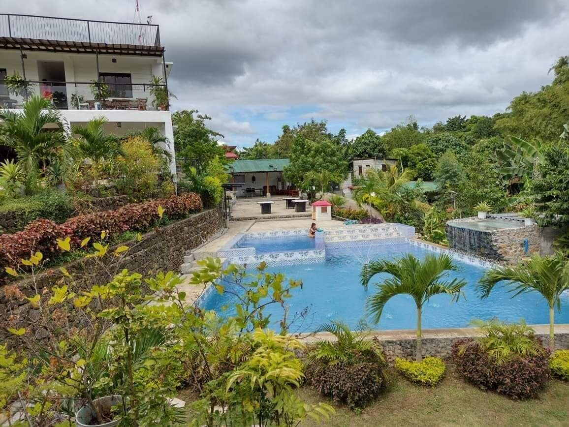 Exterior 3, Casa de Robles Tanay Rizal, Tanay